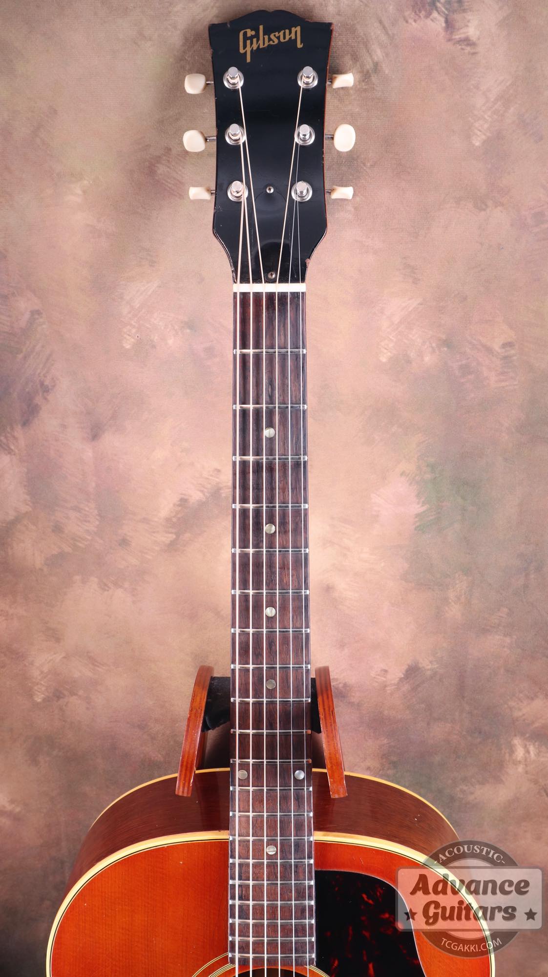 1964年製 J-45 Cherry Sunburst