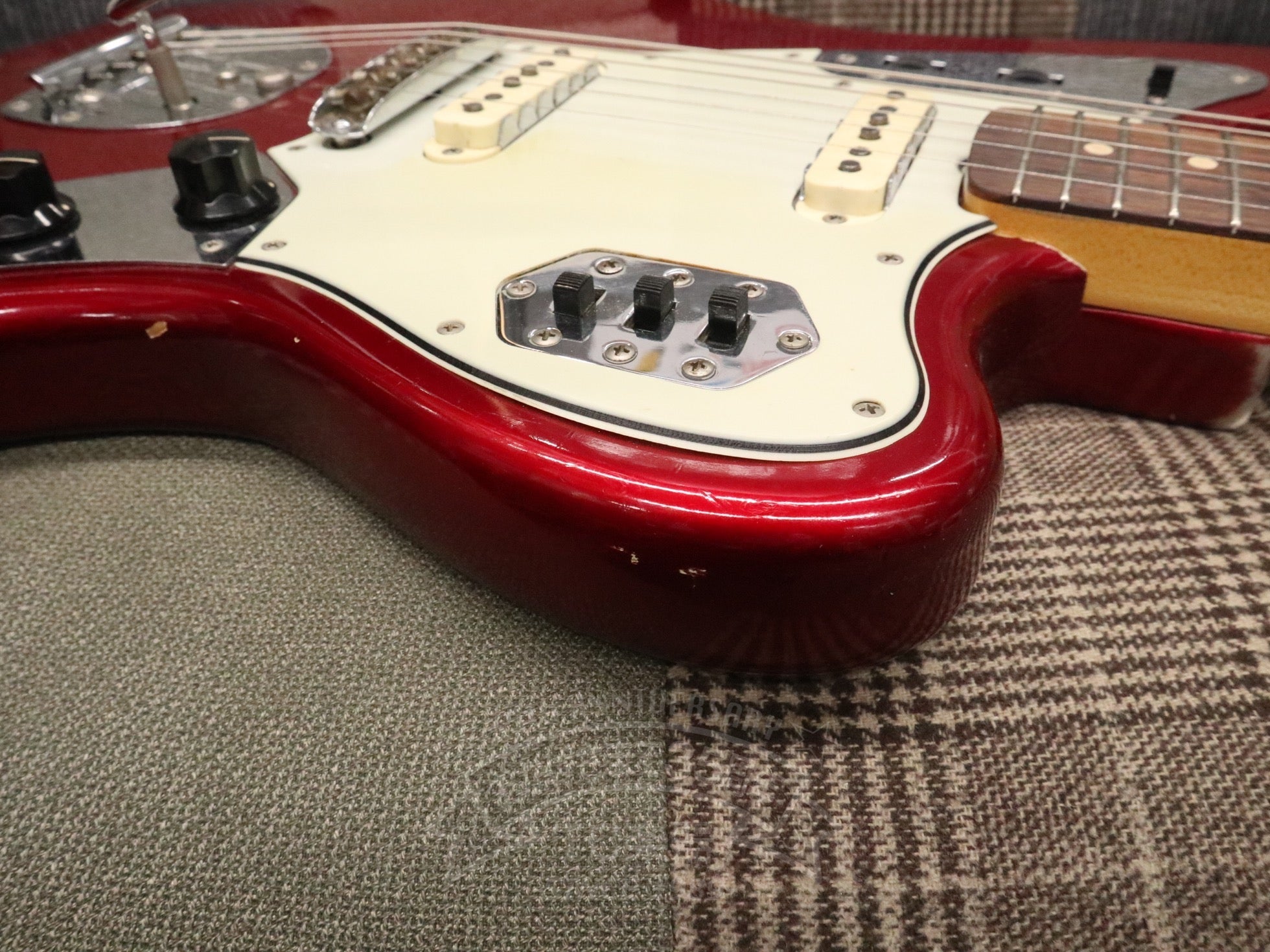 1964 JAGUAR Candy Apple Red Matching Head