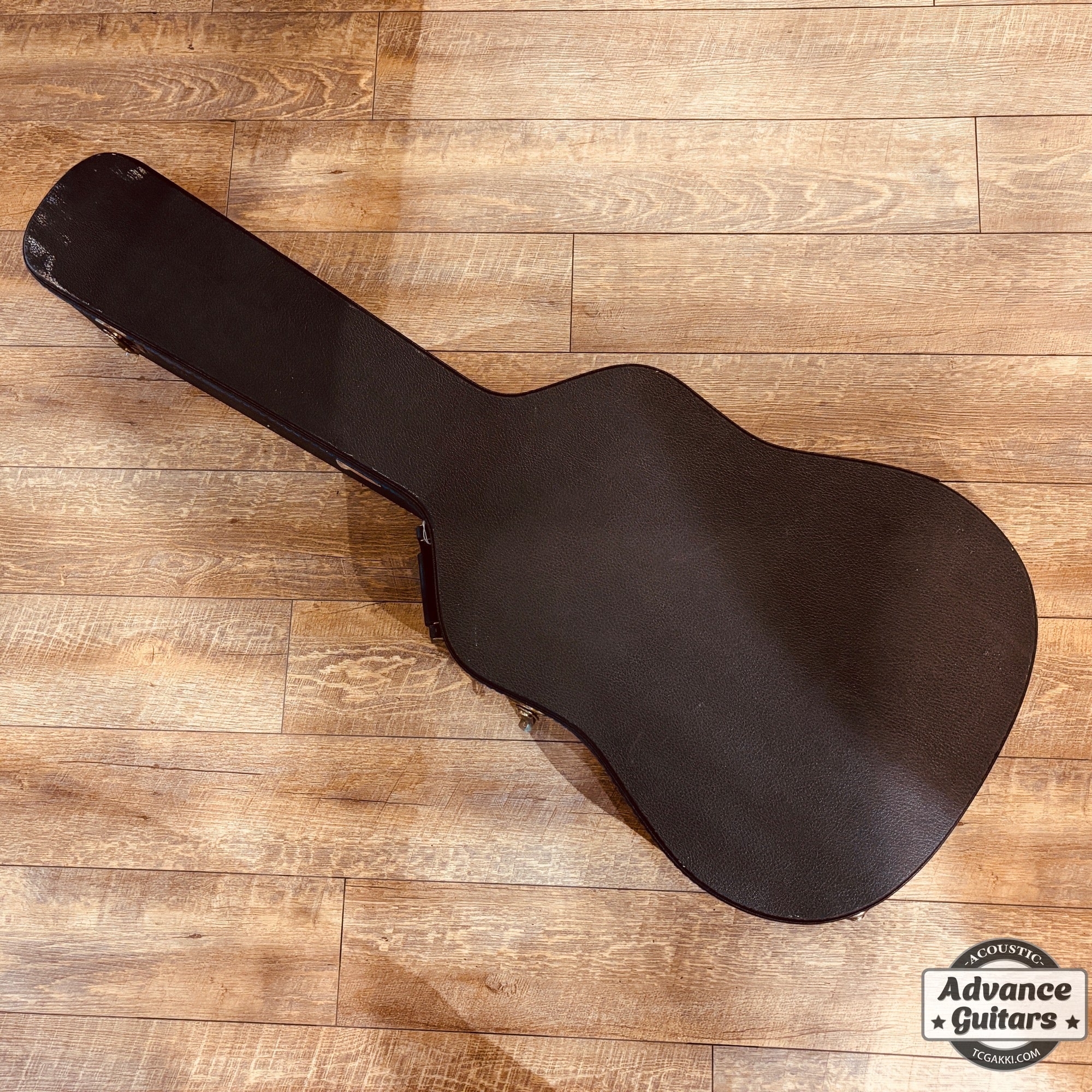 1966年製 J - 45 Cherry Sunburst - TC楽器 - TCGAKKI