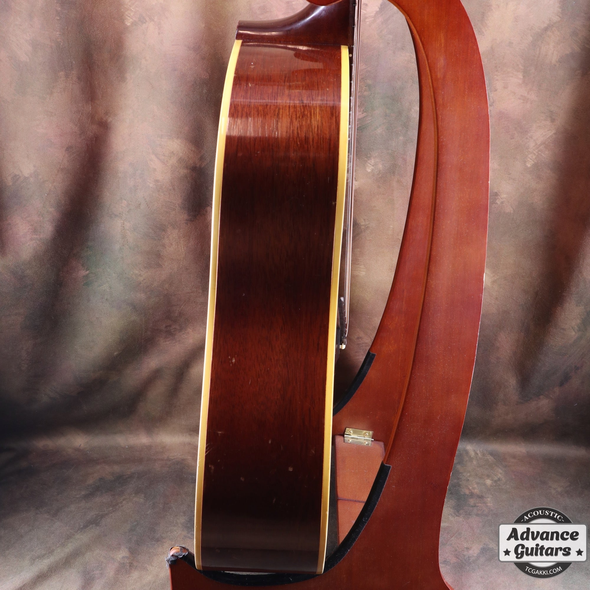 1966年製 J - 45 Cherry Sunburst - TC楽器 - TCGAKKI