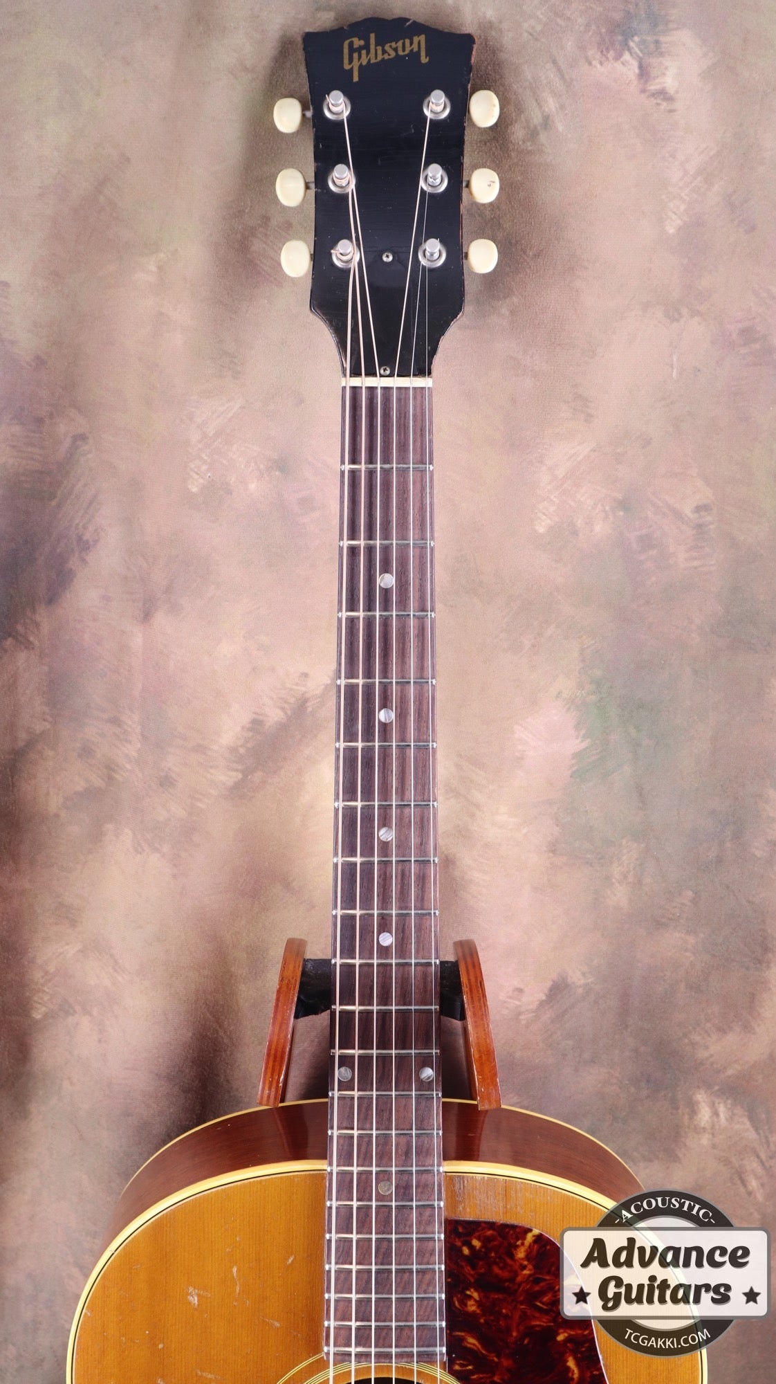 1966年製 J - 45 Cherry Sunburst - TC楽器 - TCGAKKI