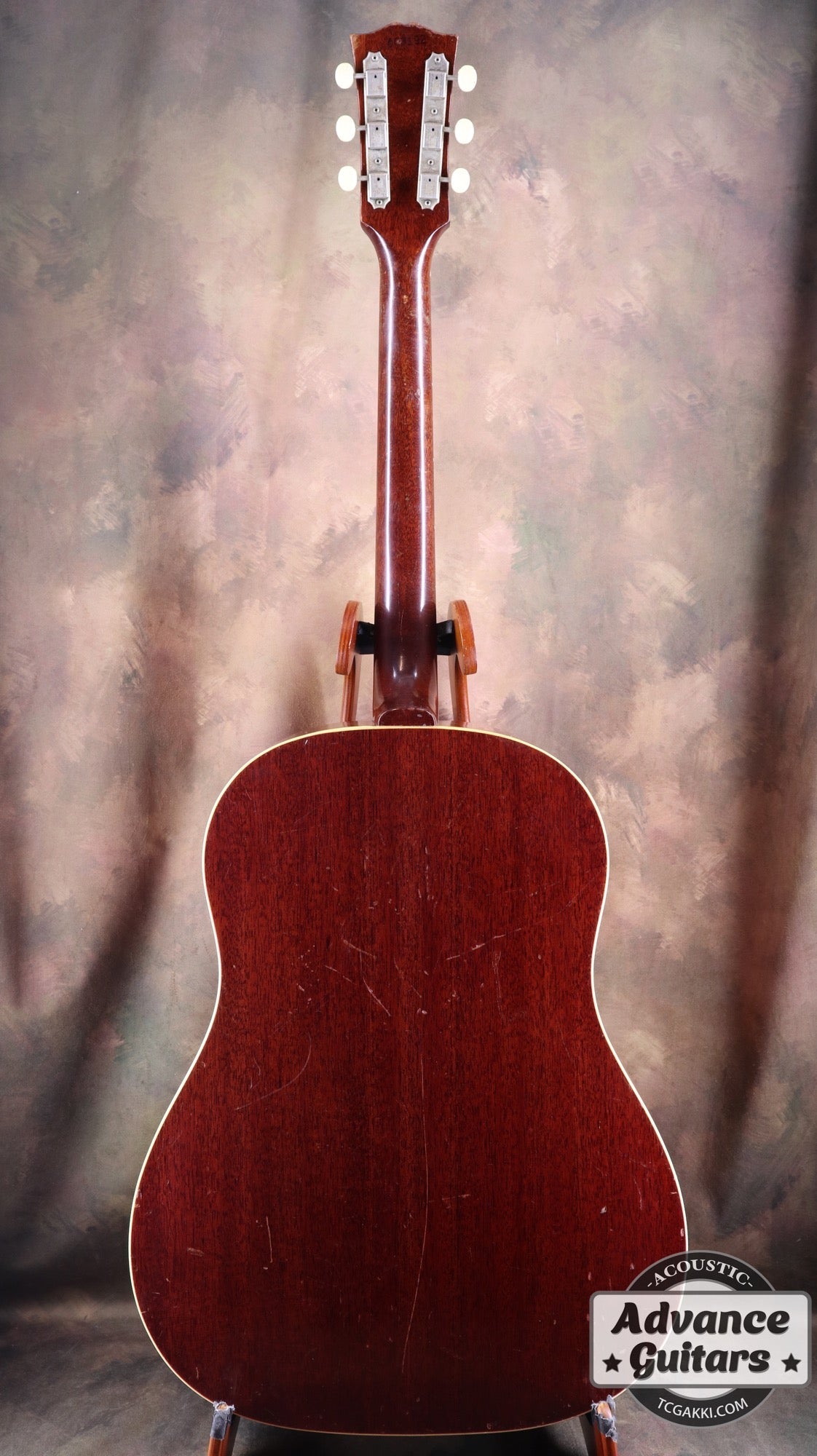 1966年製 J - 45 Cherry Sunburst - TC楽器 - TCGAKKI