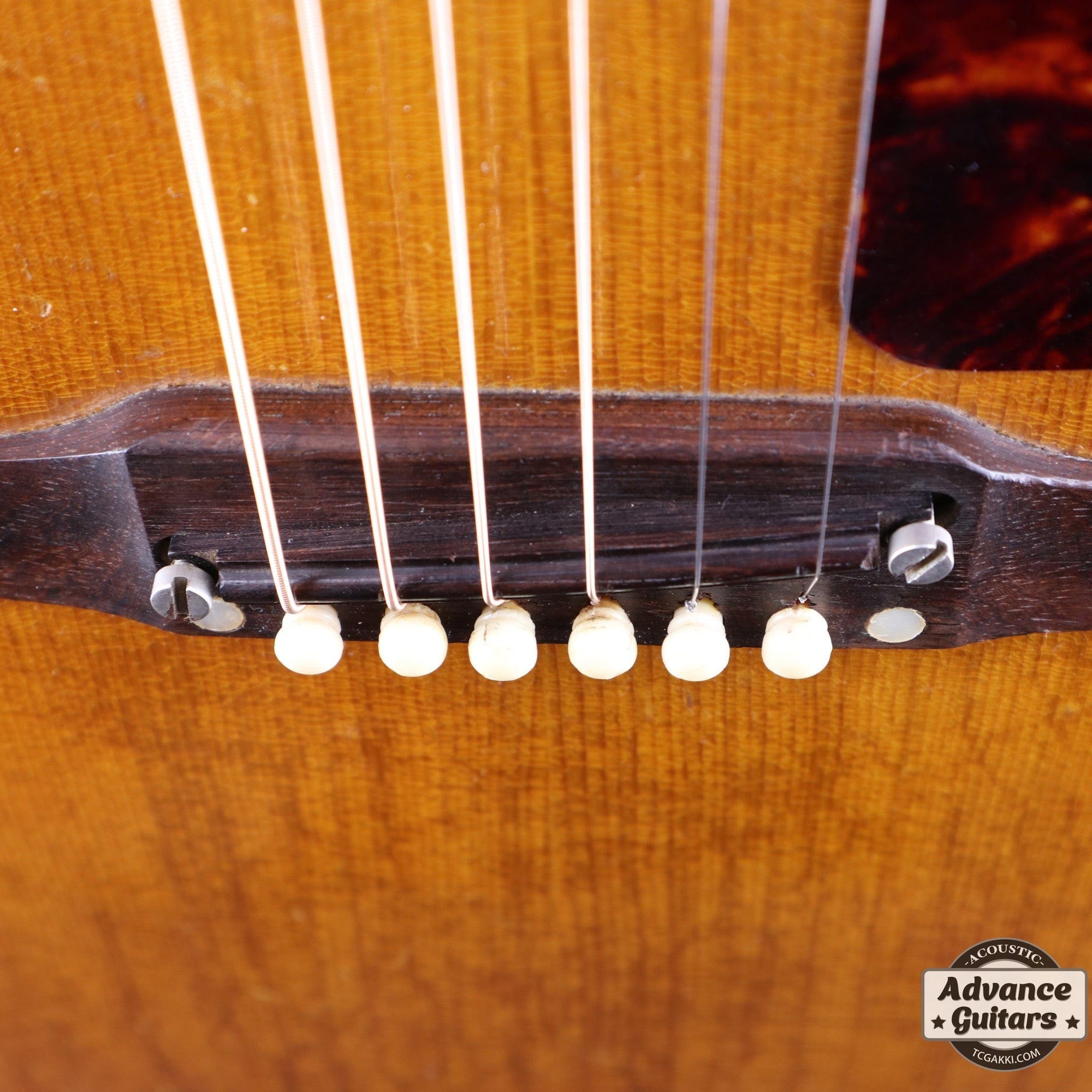 1966年製 J - 45 Cherry Sunburst - TC楽器 - TCGAKKI