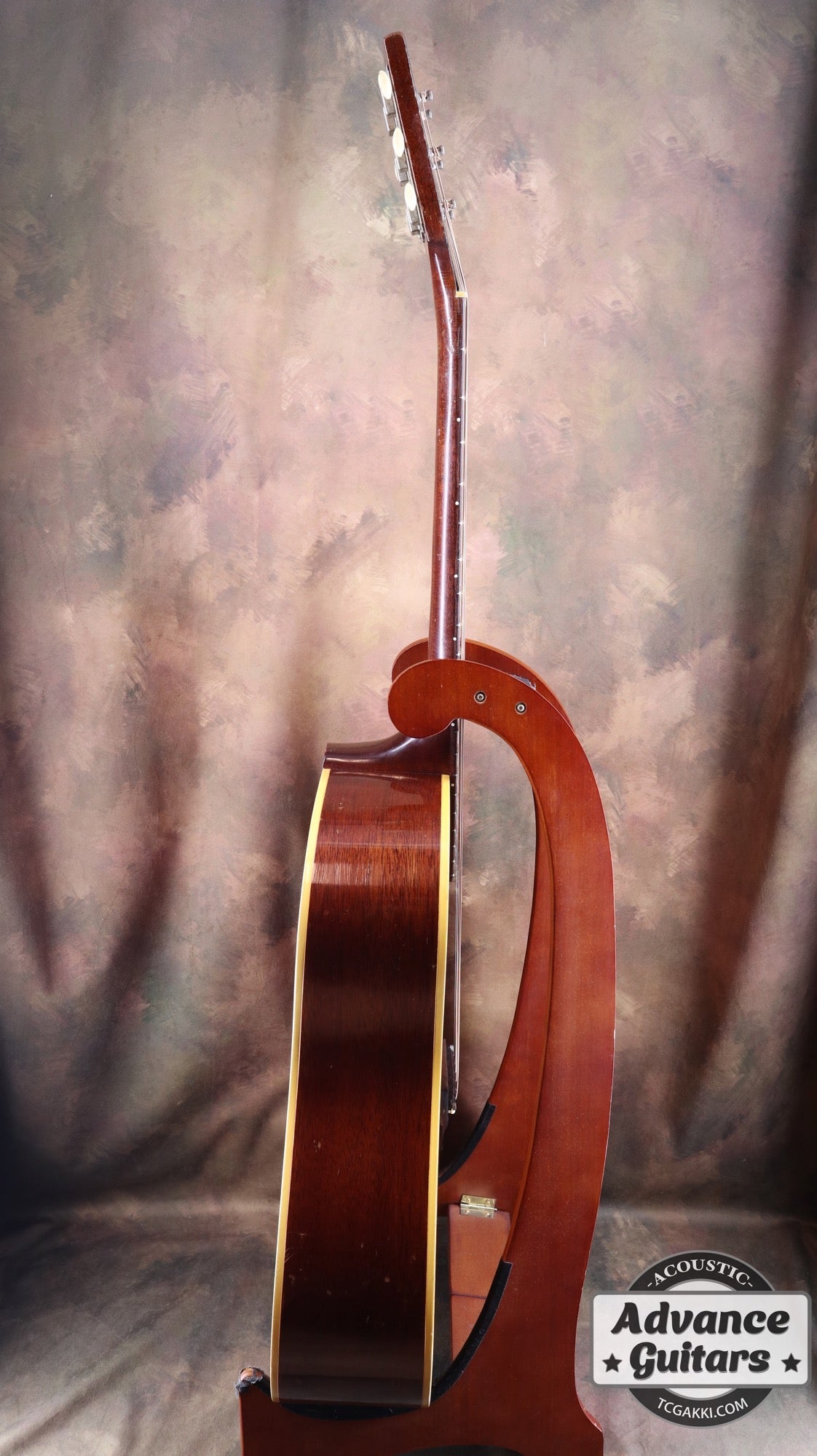 1966年製 J - 45 Cherry Sunburst - TC楽器 - TCGAKKI