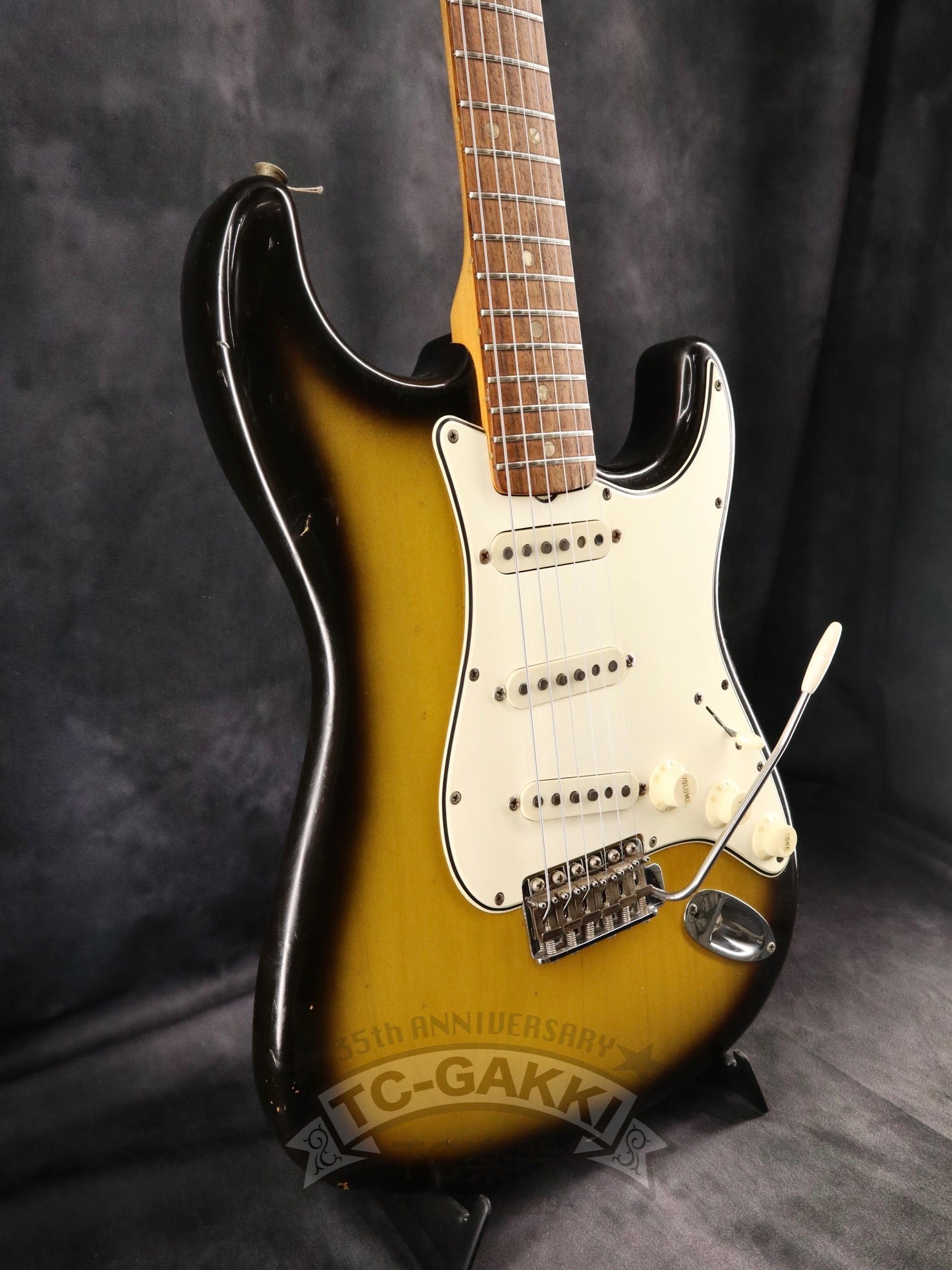 1966 STRATOCASTER Sunburst / Rosewood - TC楽器 - TCGAKKI