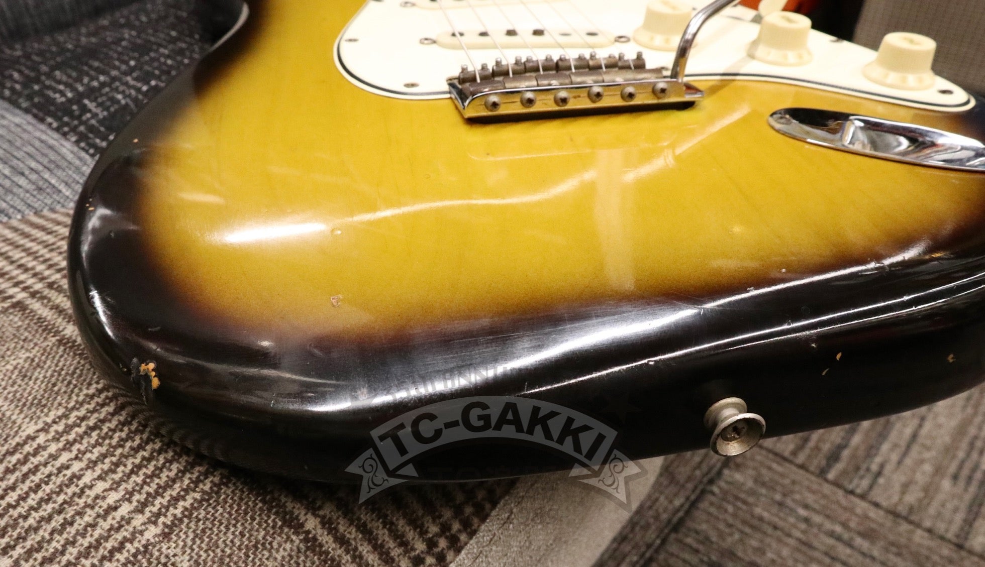 1966 STRATOCASTER Sunburst / Rosewood - TC楽器 - TCGAKKI