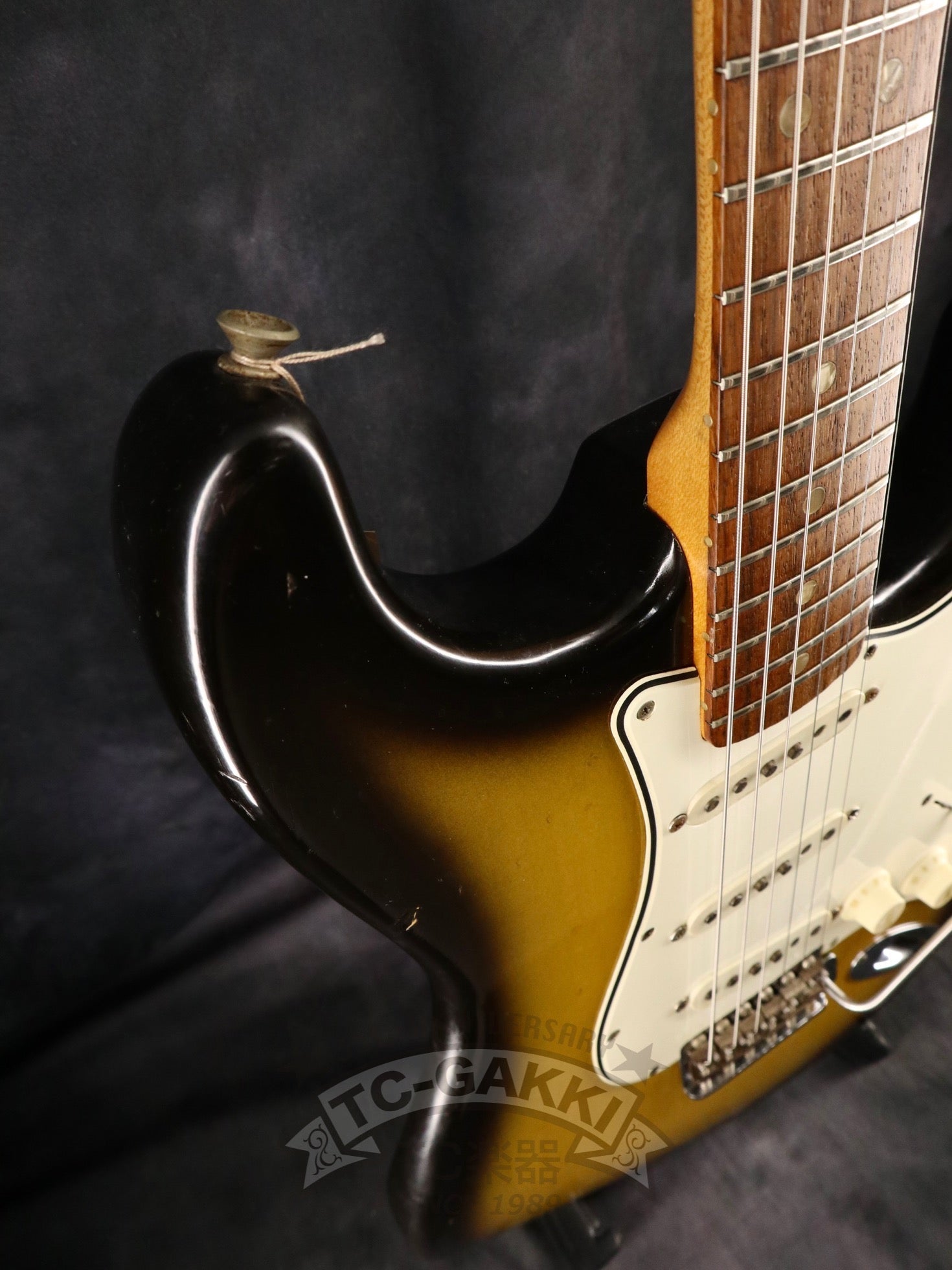 1966 STRATOCASTER Sunburst / Rosewood - TC楽器 - TCGAKKI