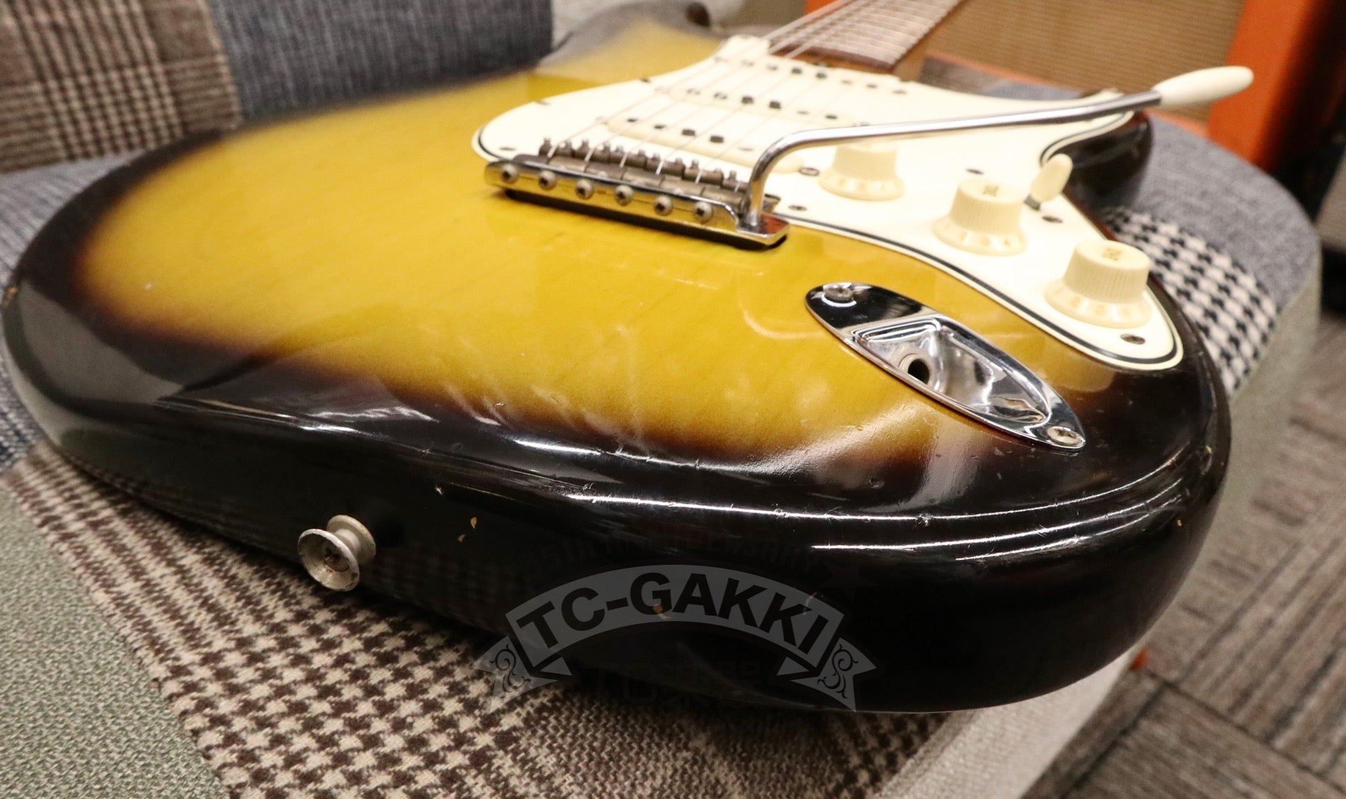 1966 STRATOCASTER Sunburst / Rosewood - TC楽器 - TCGAKKI