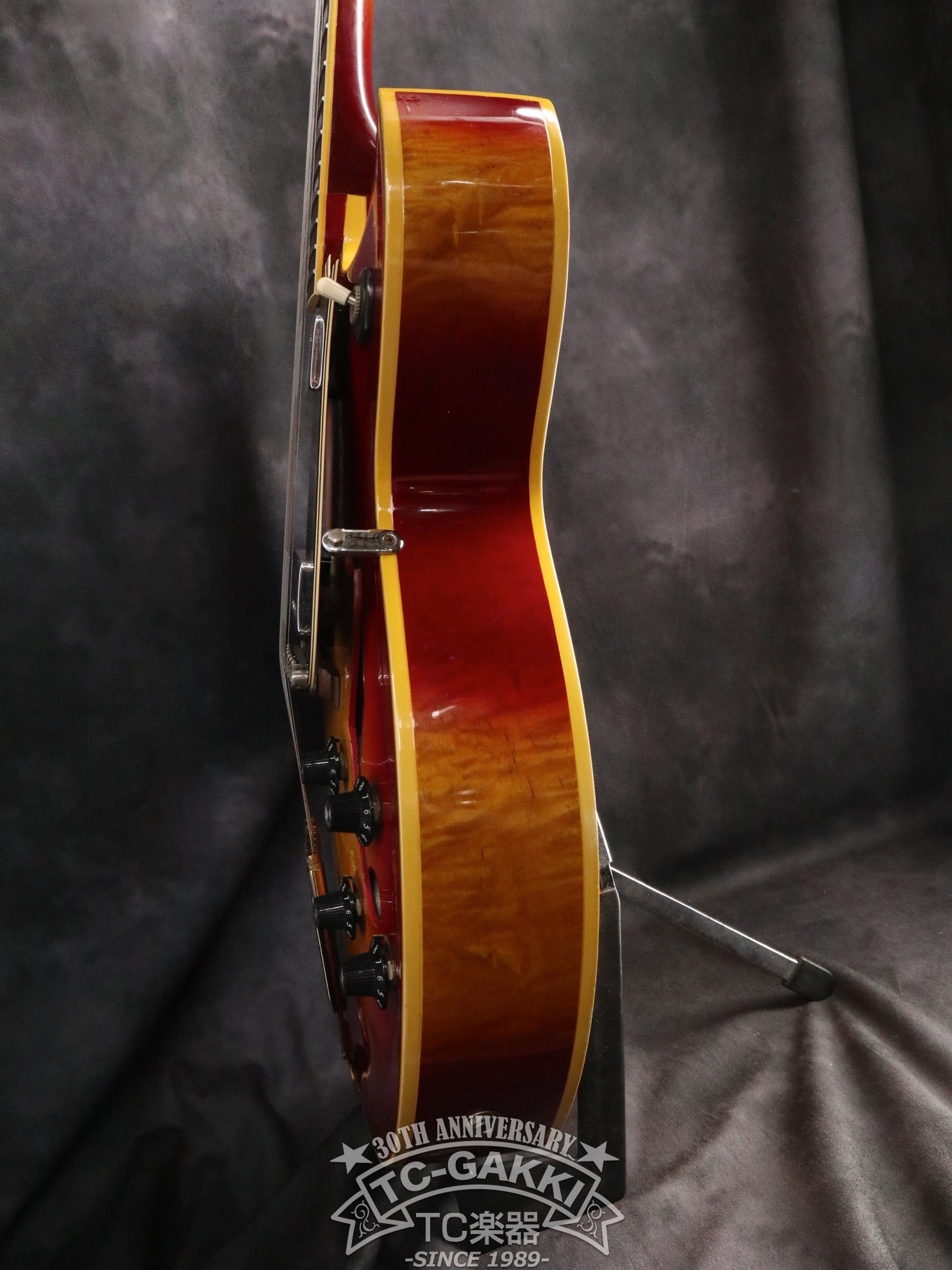 1969 Barney Kessel Regular - TC楽器 - TCGAKKI