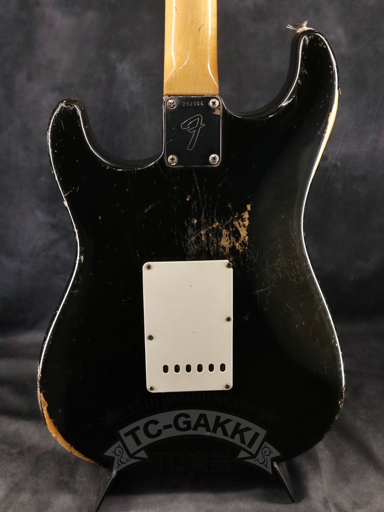 1969 STRATOCASTER Black/Rose - TC楽器 - TCGAKKI