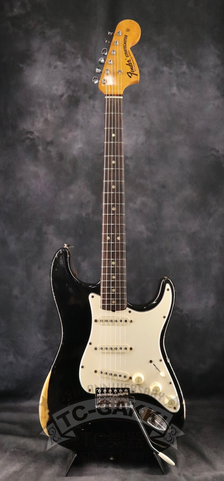 1969 STRATOCASTER Black/Rose - TC楽器 - TCGAKKI