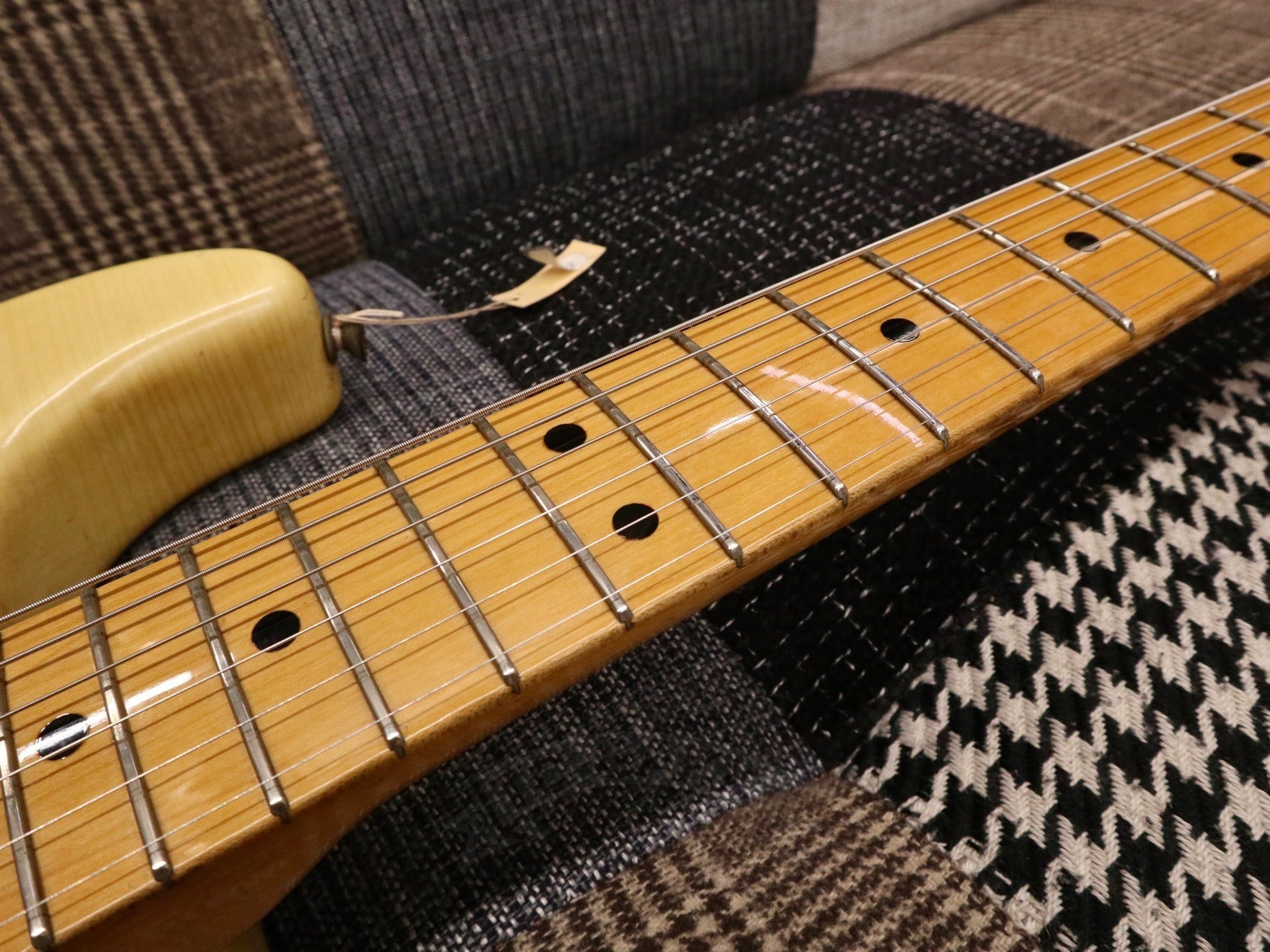 1971 Fender Stratocaster Blond / Maple - TC楽器 - TCGAKKI