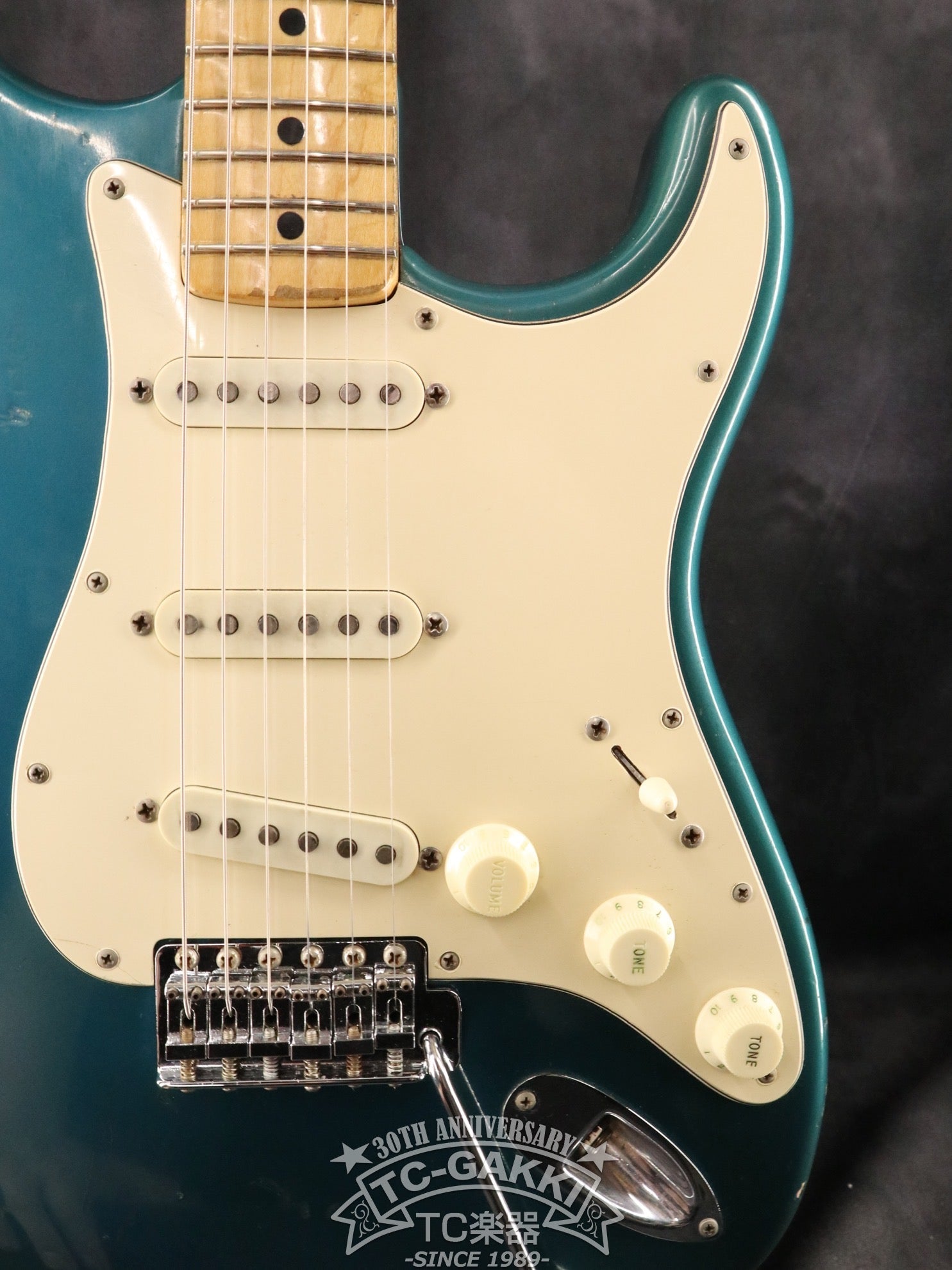 1974 Stratocaster Lake Placid Blue - TC楽器 - TCGAKKI