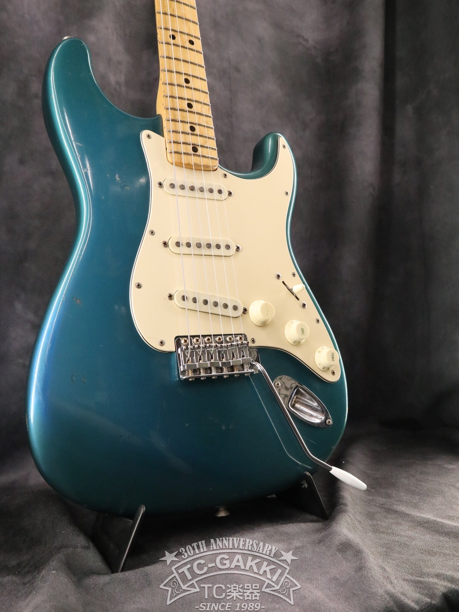 1974 Stratocaster Lake Placid Blue - TC楽器 - TCGAKKI