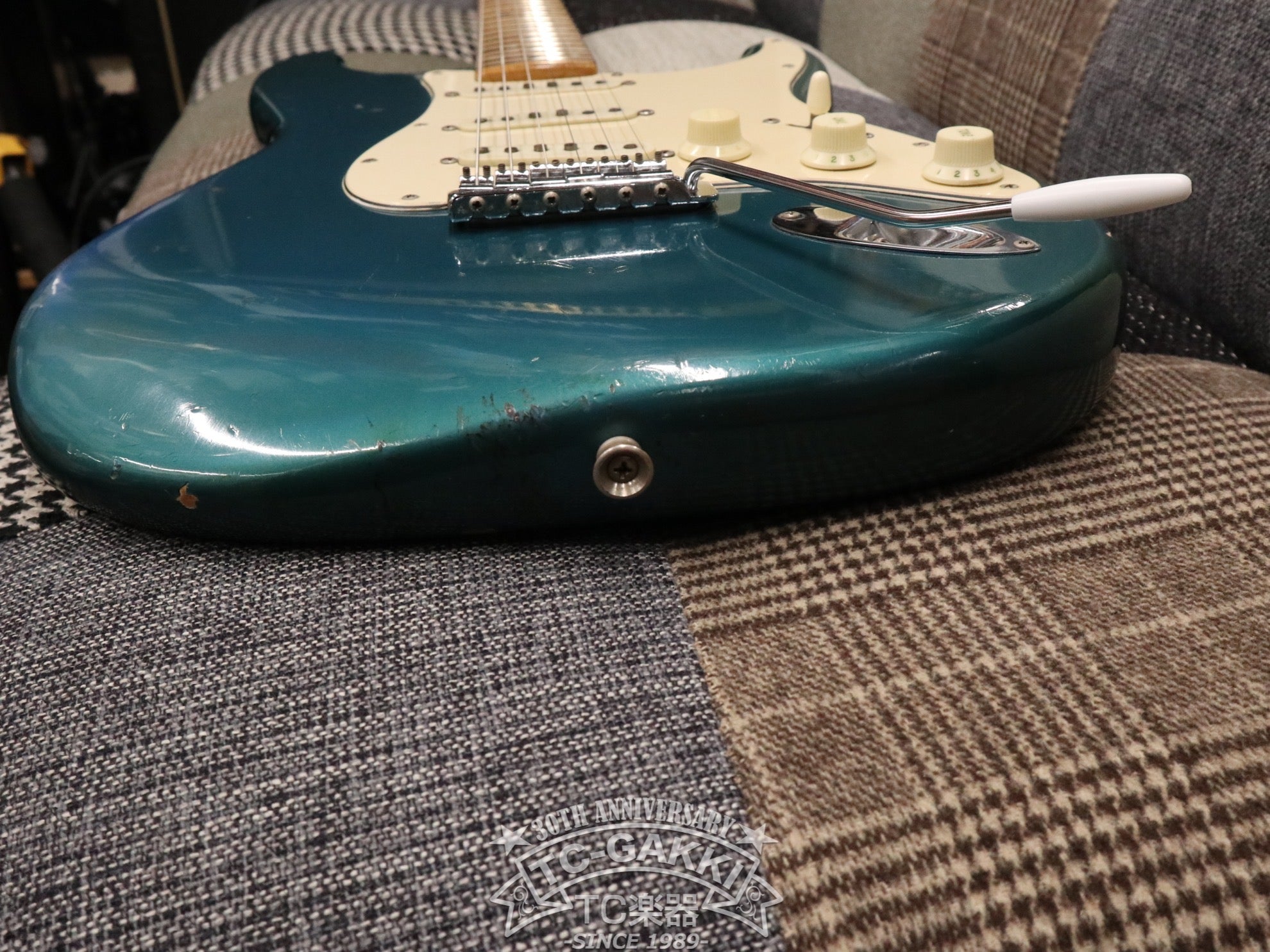 1974 Stratocaster Lake Placid Blue - TC楽器 - TCGAKKI