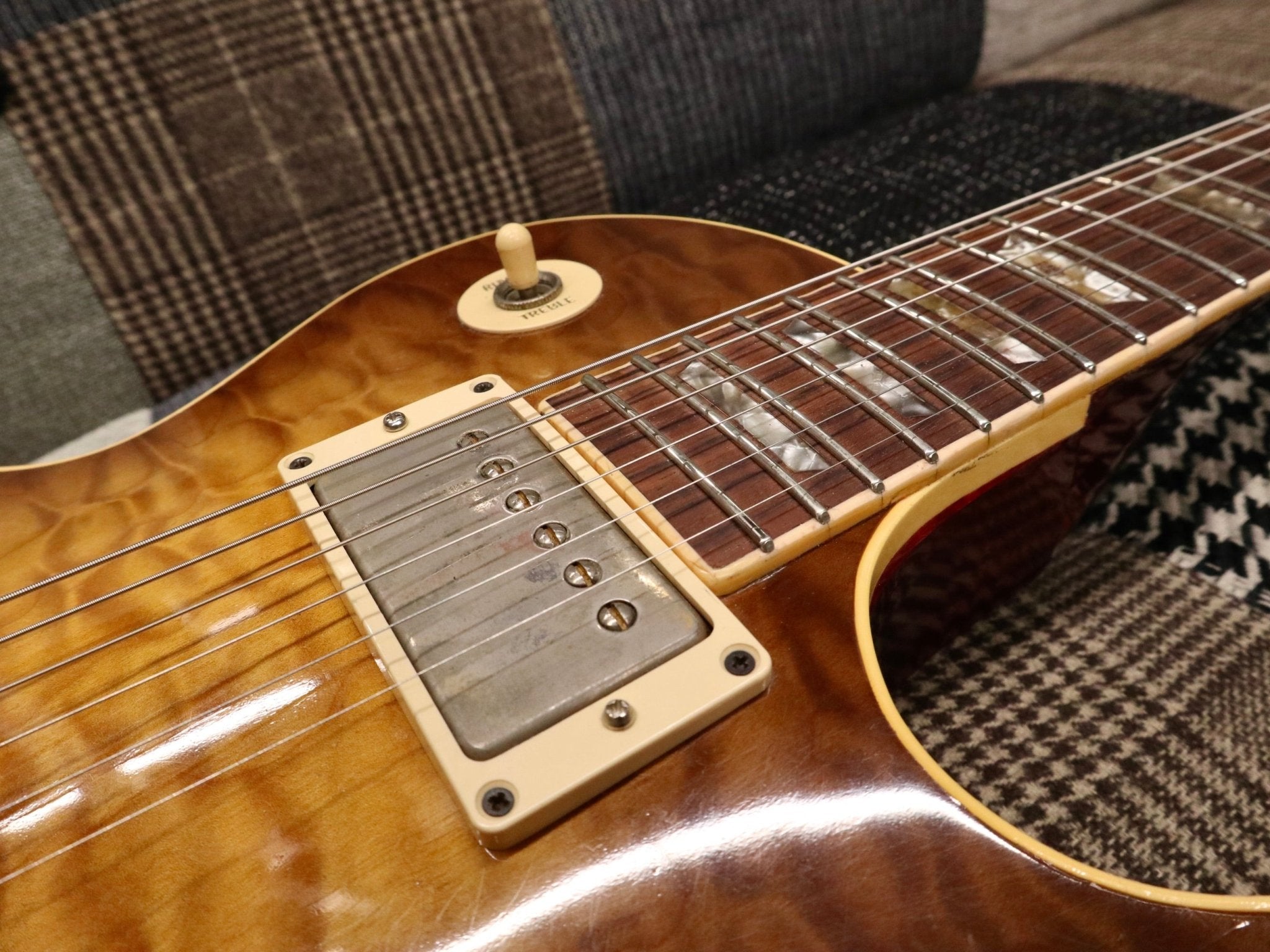 1976 Les Paul Deluxe Mod. - TC楽器 - TCGAKKI