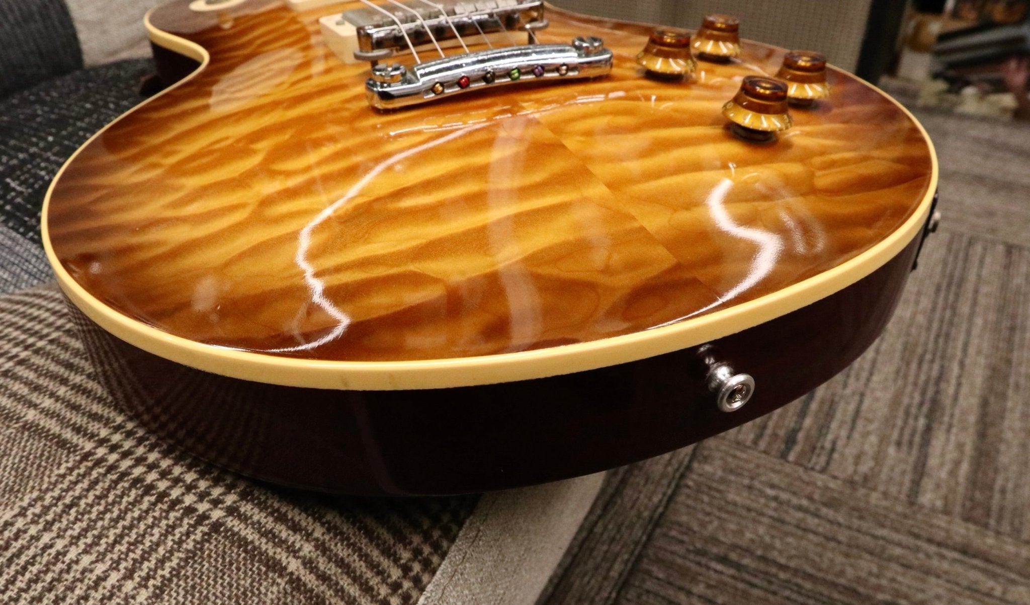 1976 Les Paul Deluxe Mod. - TC楽器 - TCGAKKI