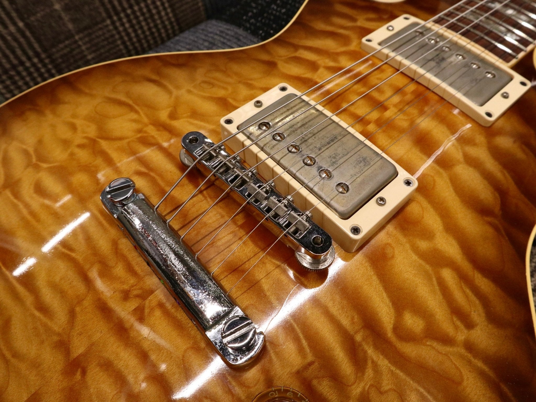 1976 Les Paul Deluxe Mod. - TC楽器 - TCGAKKI