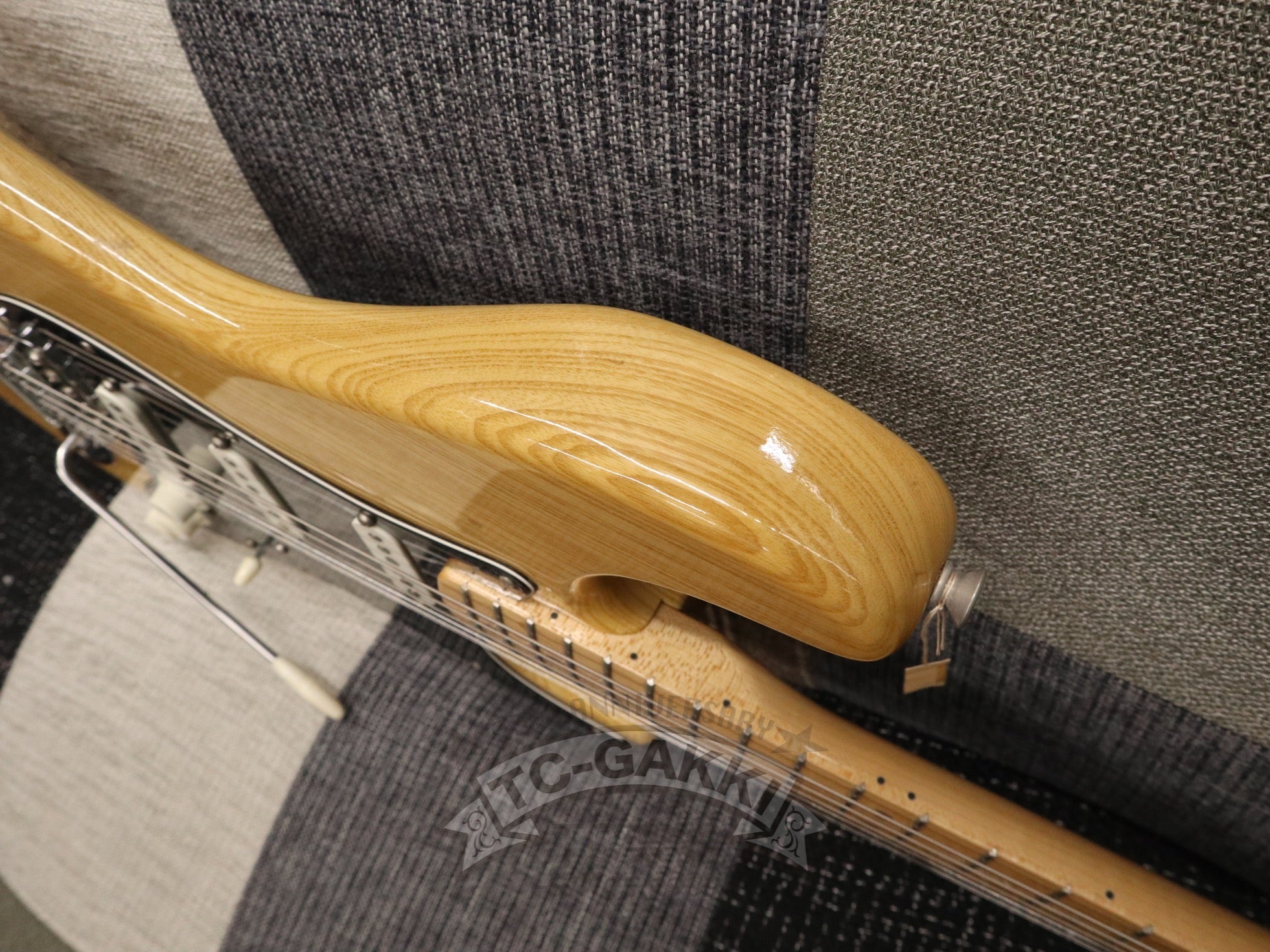 1976 STRATOCASTER Ash / Maple