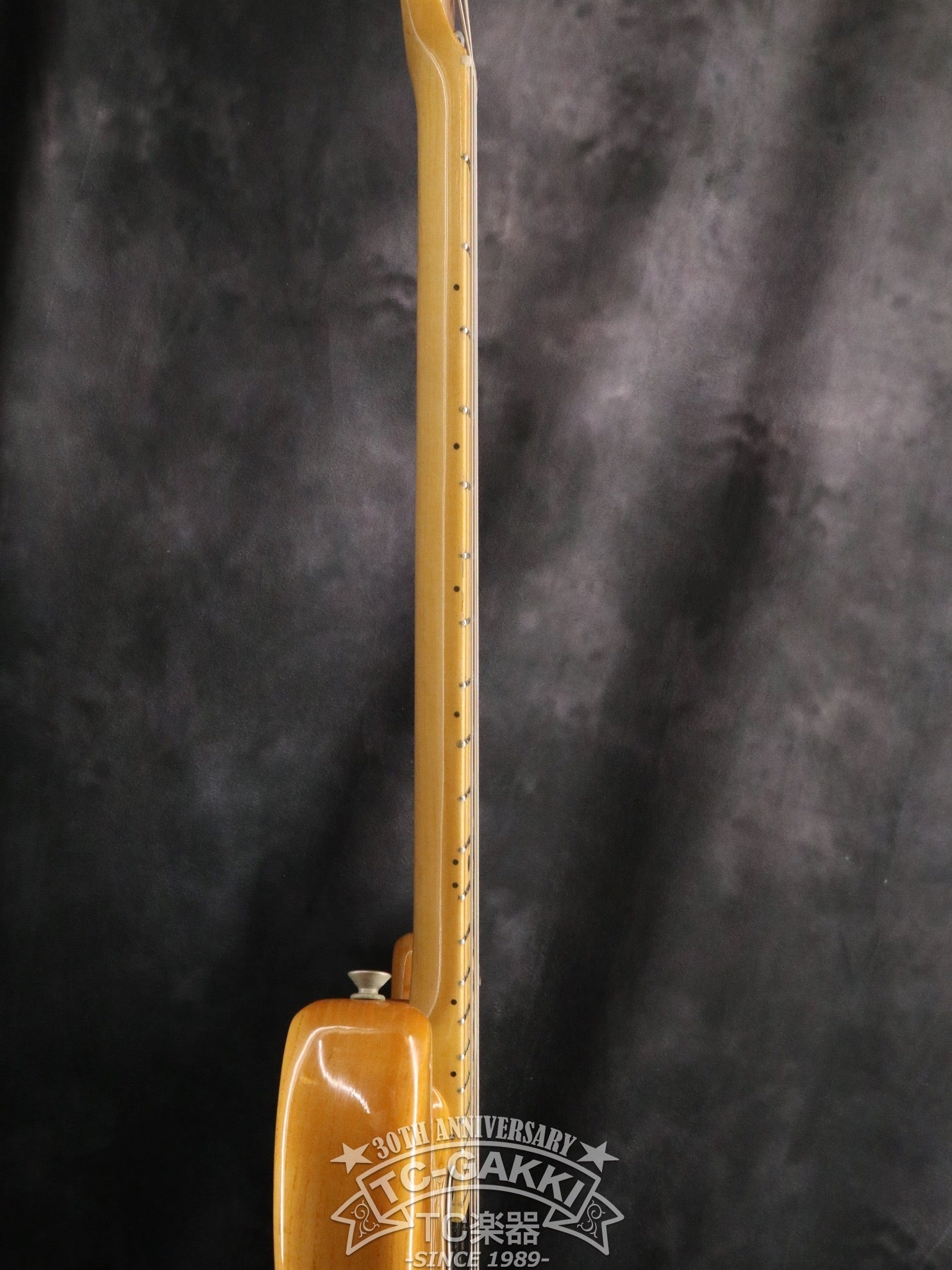 人気のストラトキャスター!! 1977 STRATOCASTER