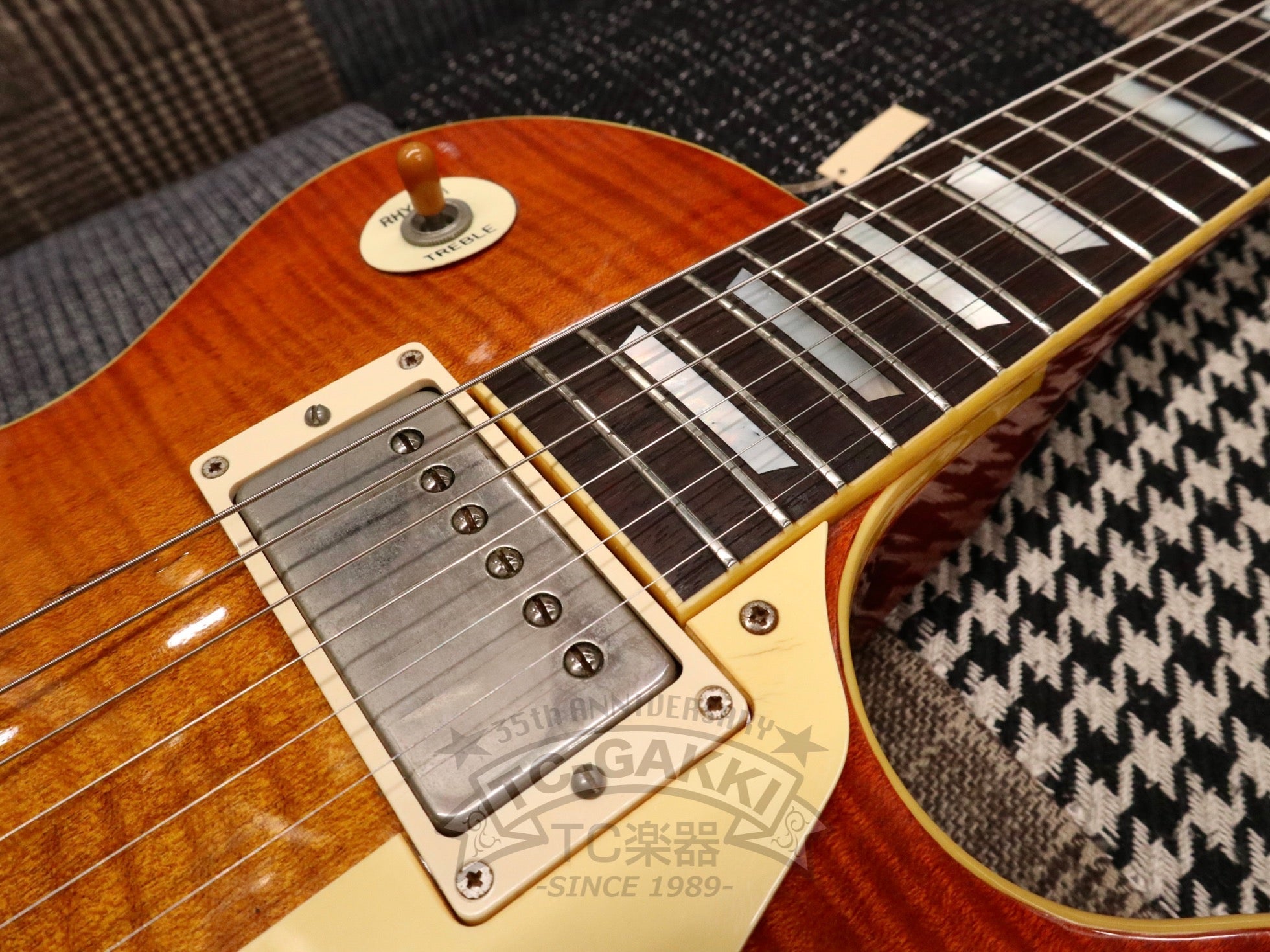 1980 EGF1200 Sunburst Lady - TC楽器 - TCGAKKI