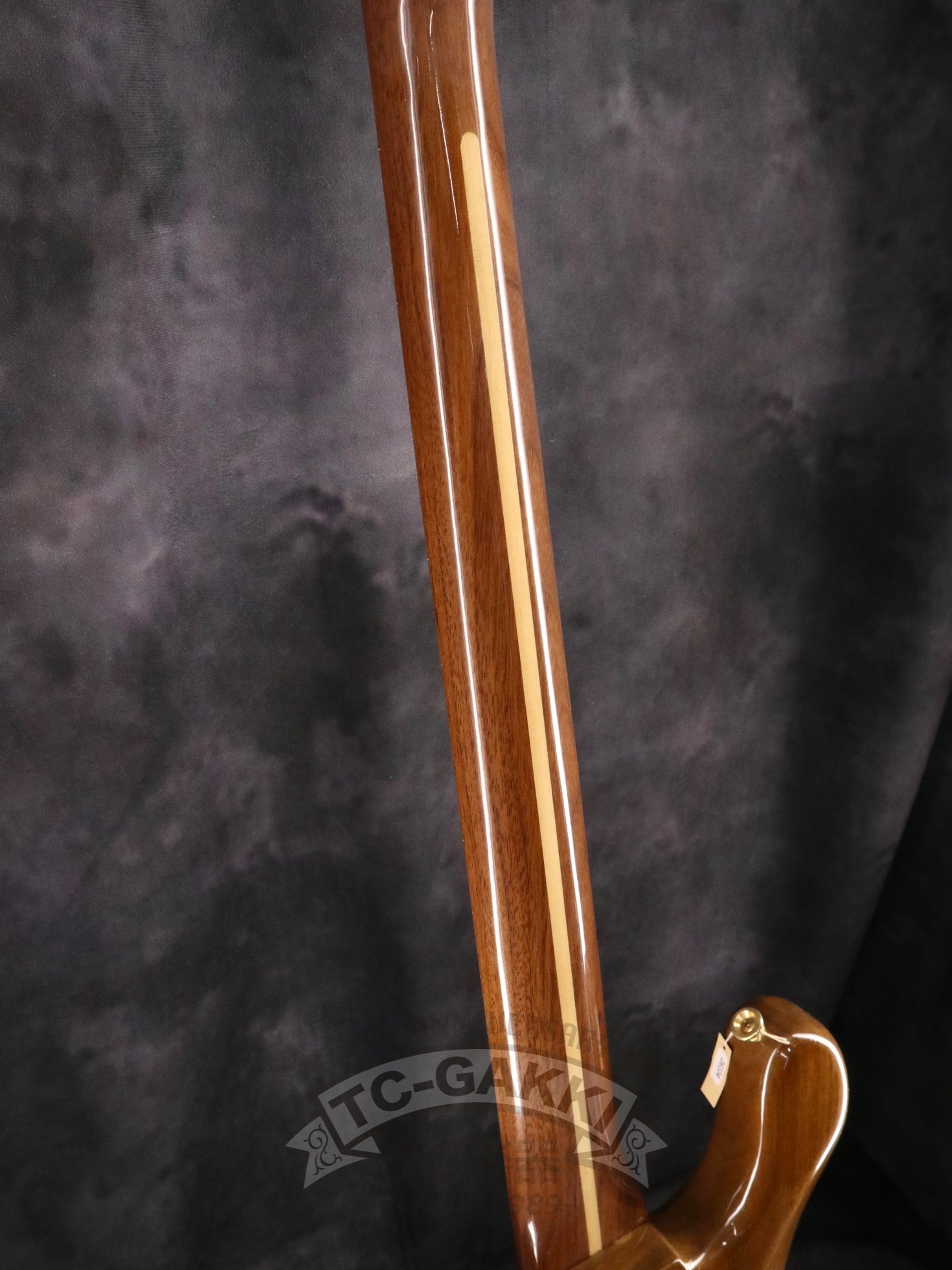 1980s Walnut Precision Special Bass - TC楽器 - TCGAKKI