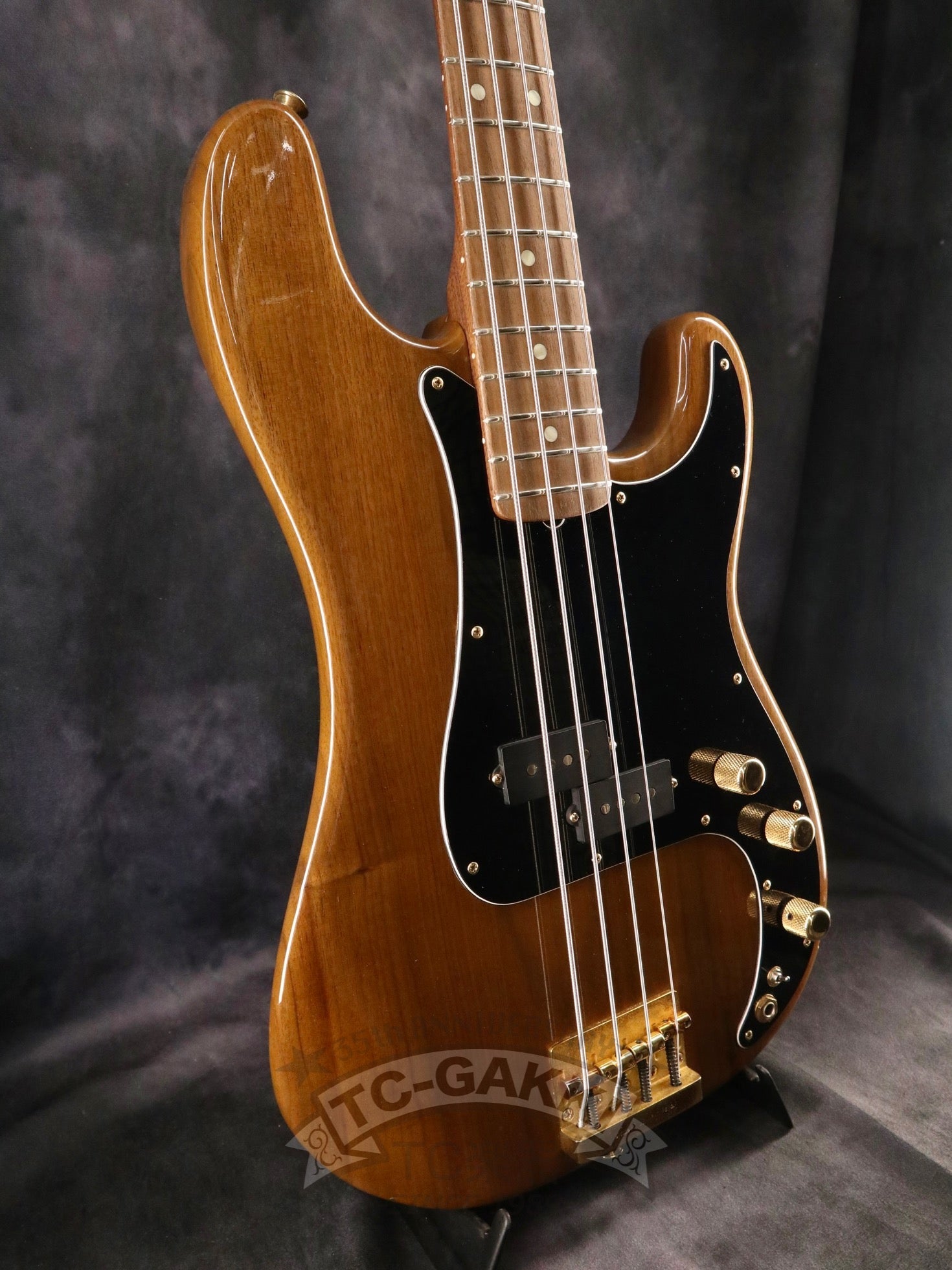 1980s Walnut Precision Special Bass - TC楽器 - TCGAKKI