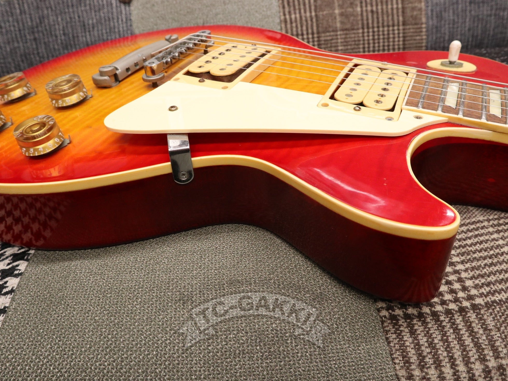 1981 Tokai LS120 Love Rock
