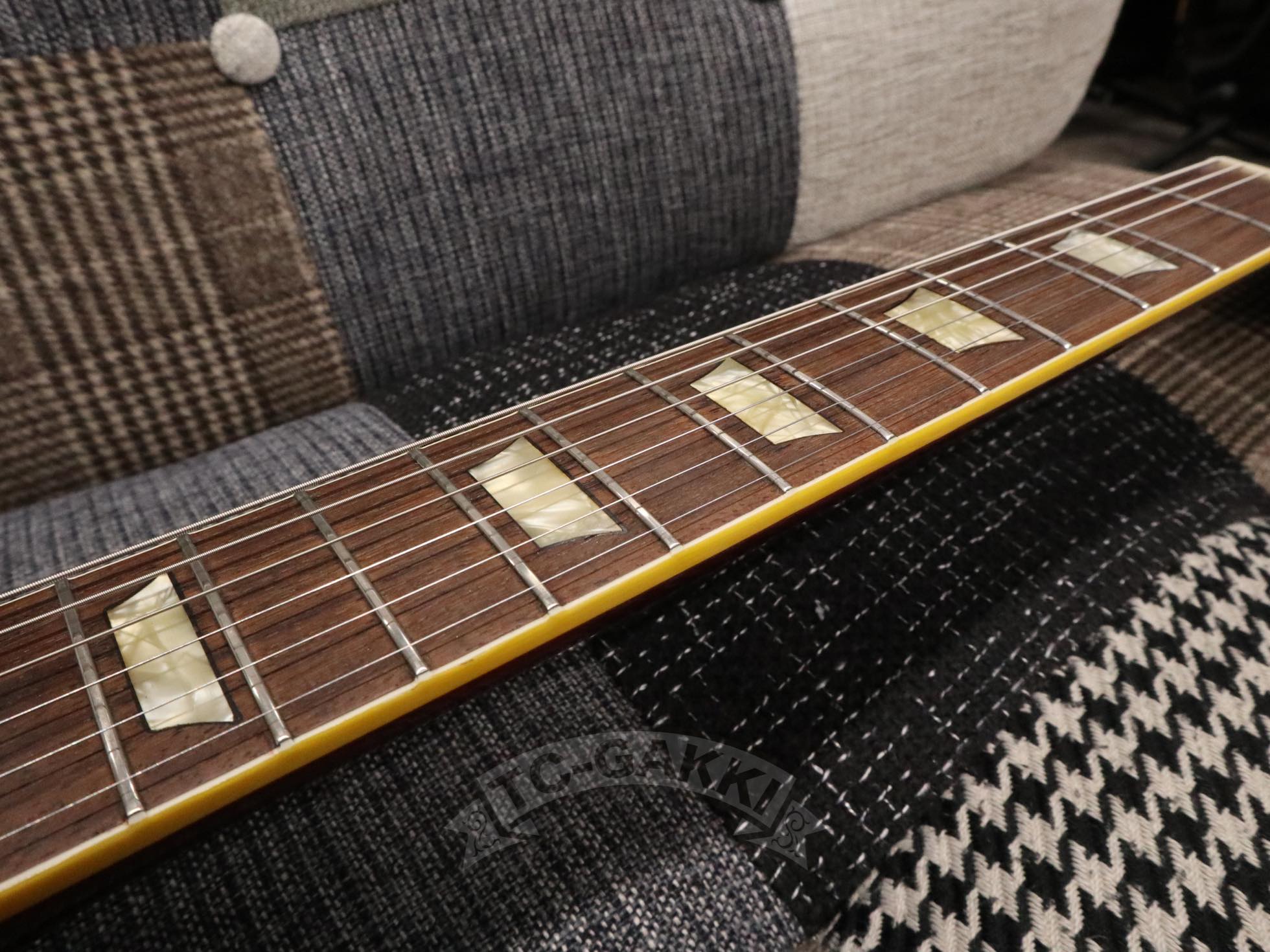 1982 EG58 - 120 Mint Collection - TC楽器 - TCGAKKI