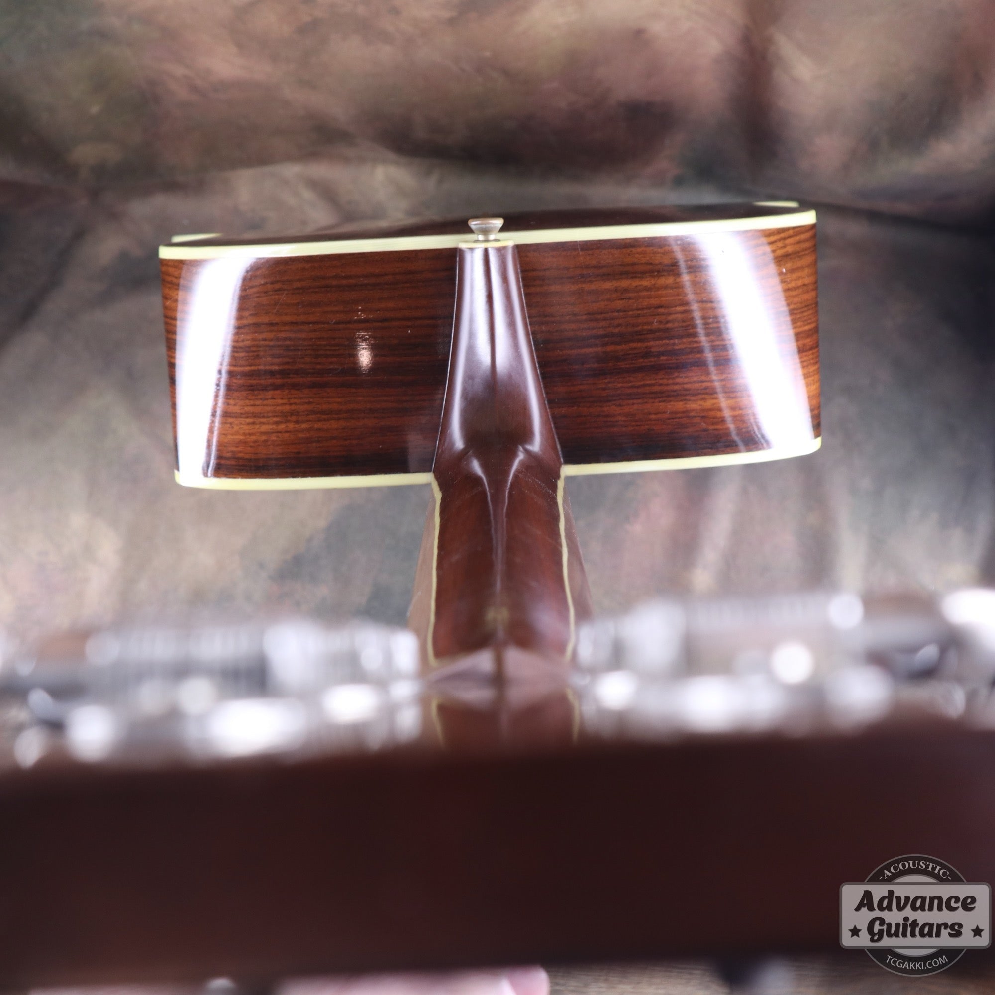 1982年製 HD - 28 Custom Pre War Reissue - TC楽器 - TCGAKKI