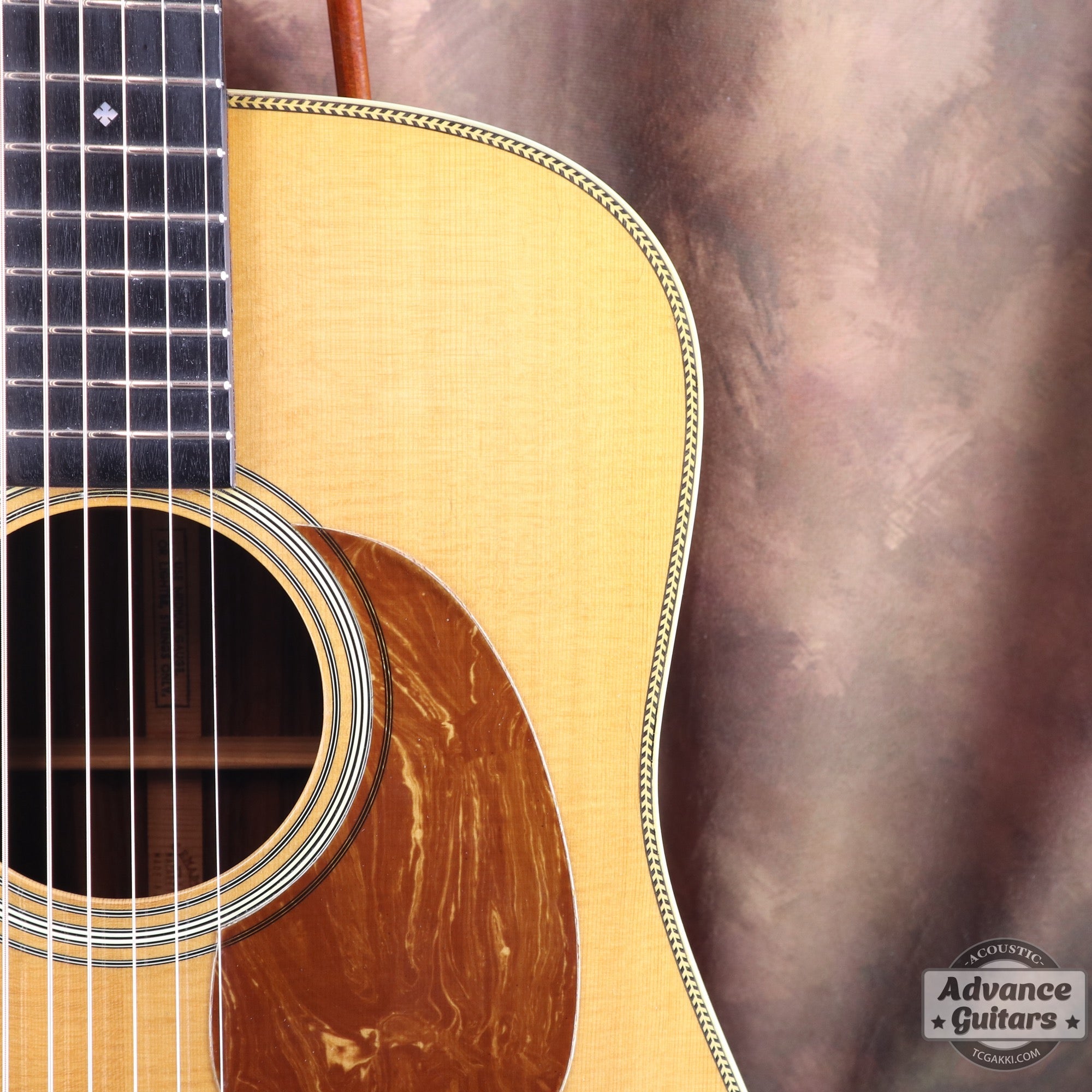 1982年製 HD - 28 Custom Pre War Reissue - TC楽器 - TCGAKKI