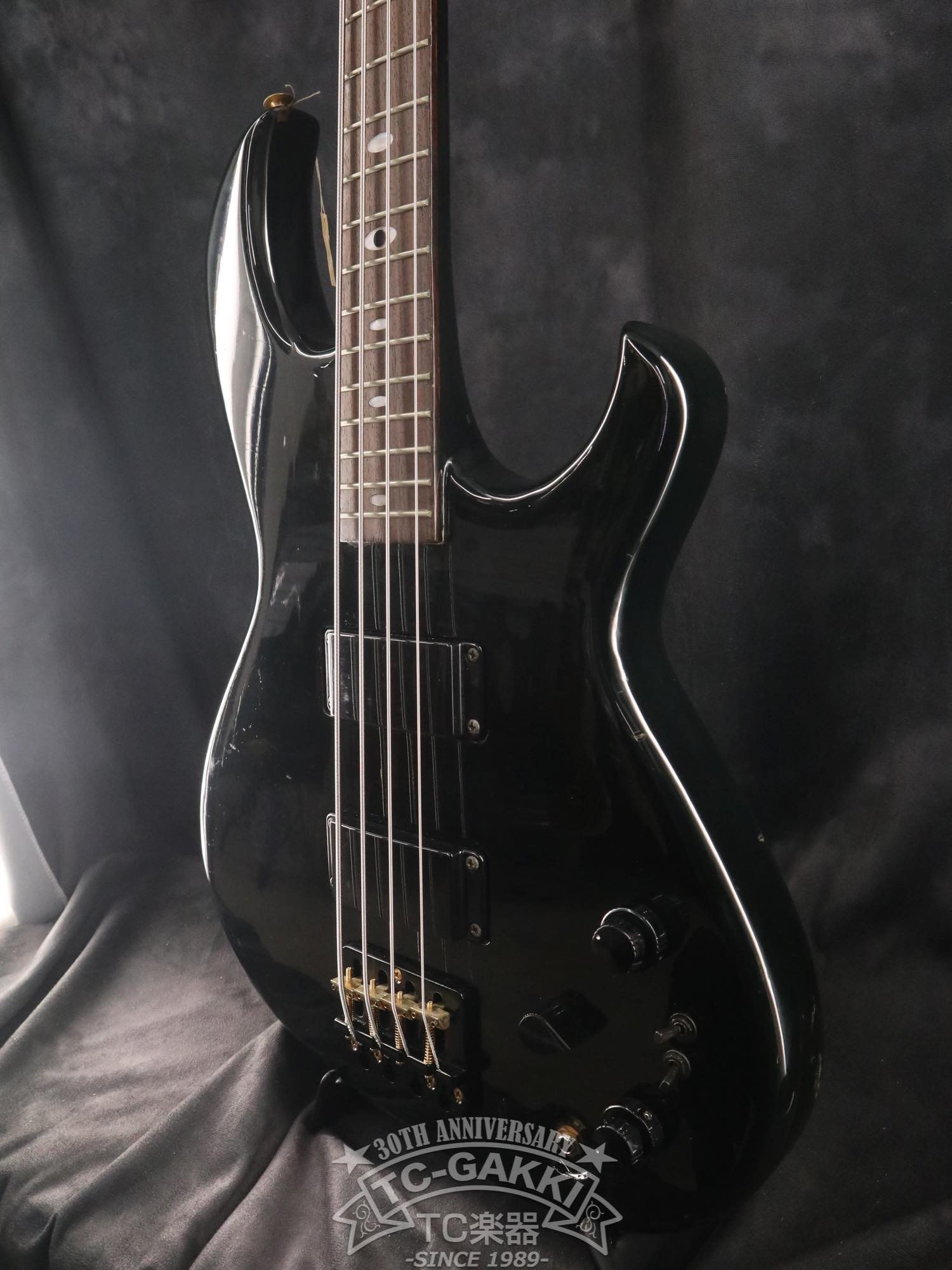 1982 SB - Black'n'Gold II - TC楽器 - TCGAKKI