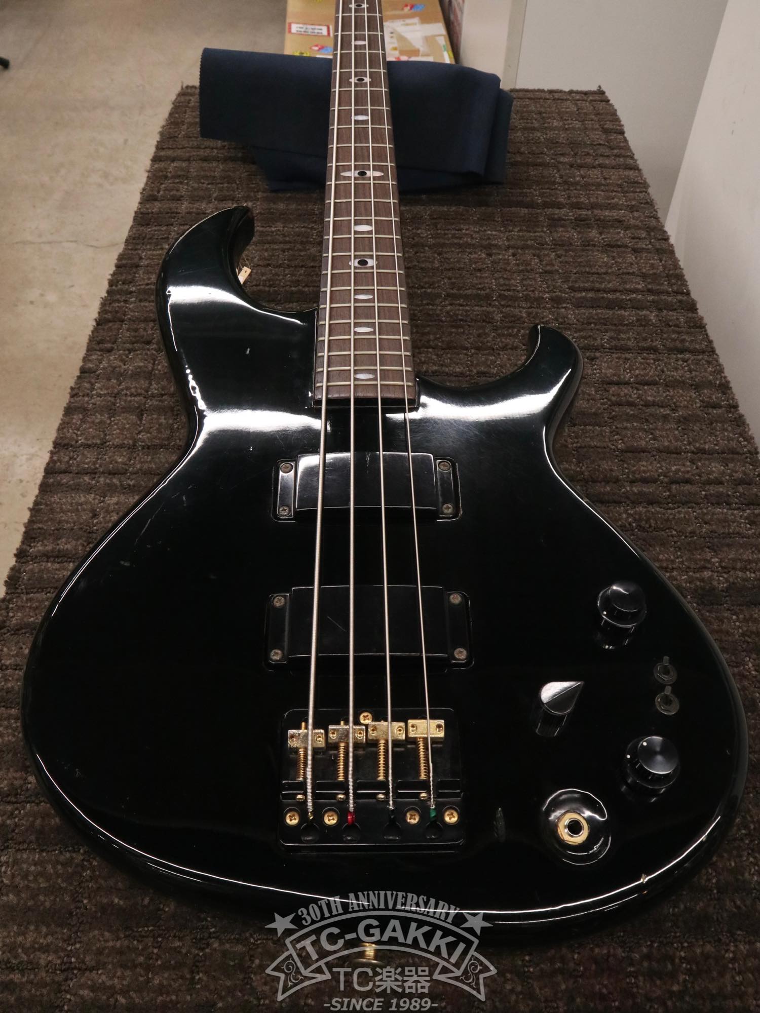 1982 SB - Black'n'Gold II - TC楽器 - TCGAKKI