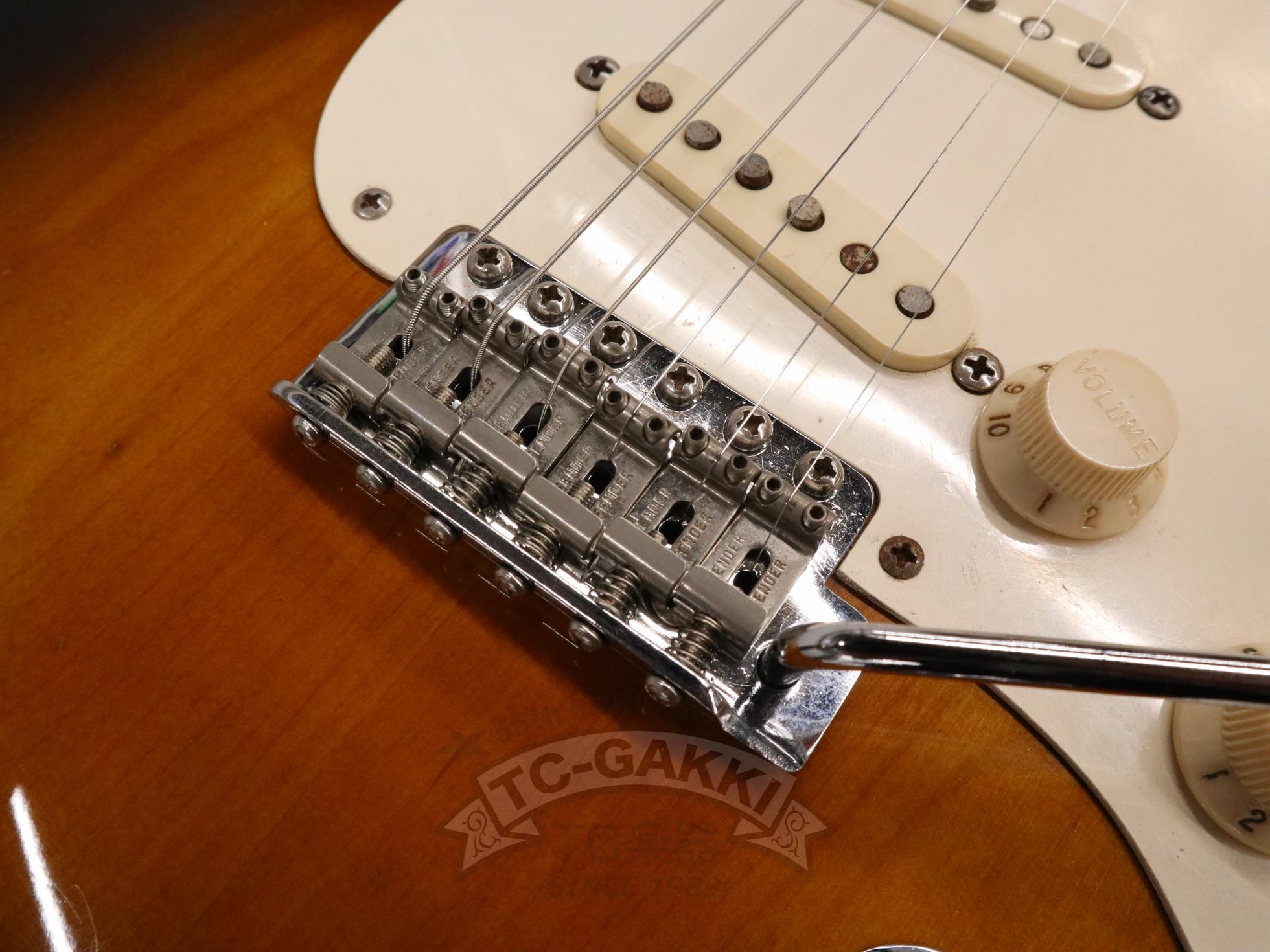 1982 ST57 - 115 JV Serial - TC楽器 - TCGAKKI