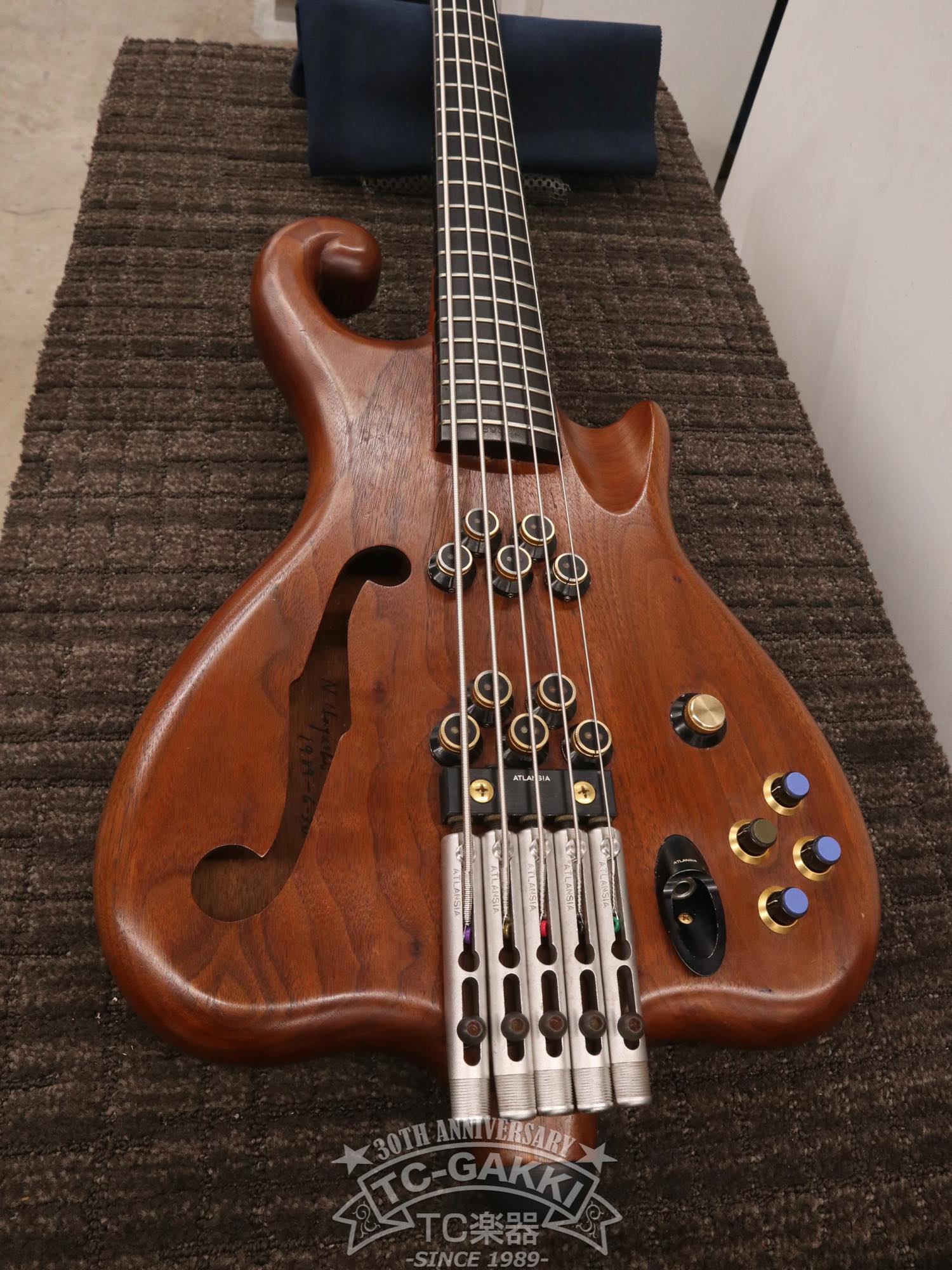 1989 Victoria 5st - TC楽器 - TCGAKKI