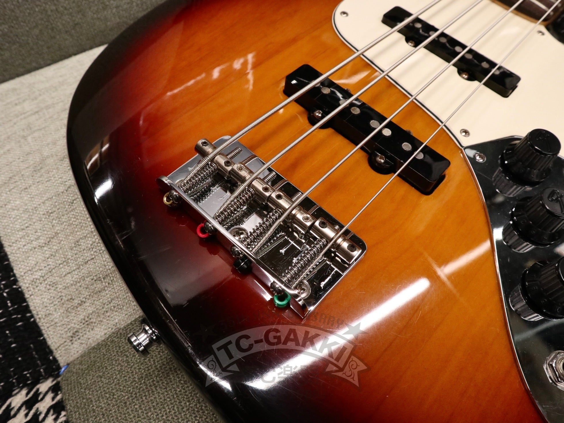 1990 American Standard Jazz Bass “Long Horn” - TC楽器 - TCGAKKI