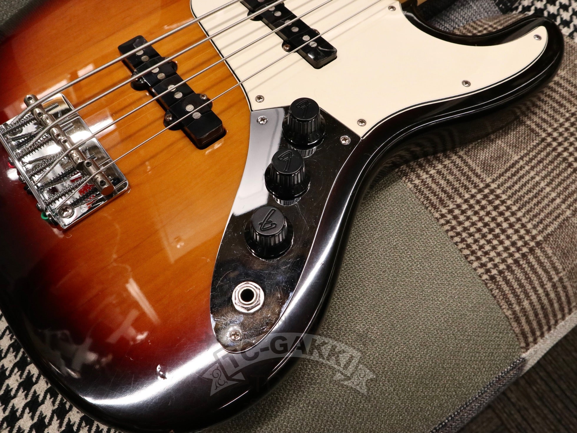 1990 American Standard Jazz Bass “Long Horn” - TC楽器 - TCGAKKI