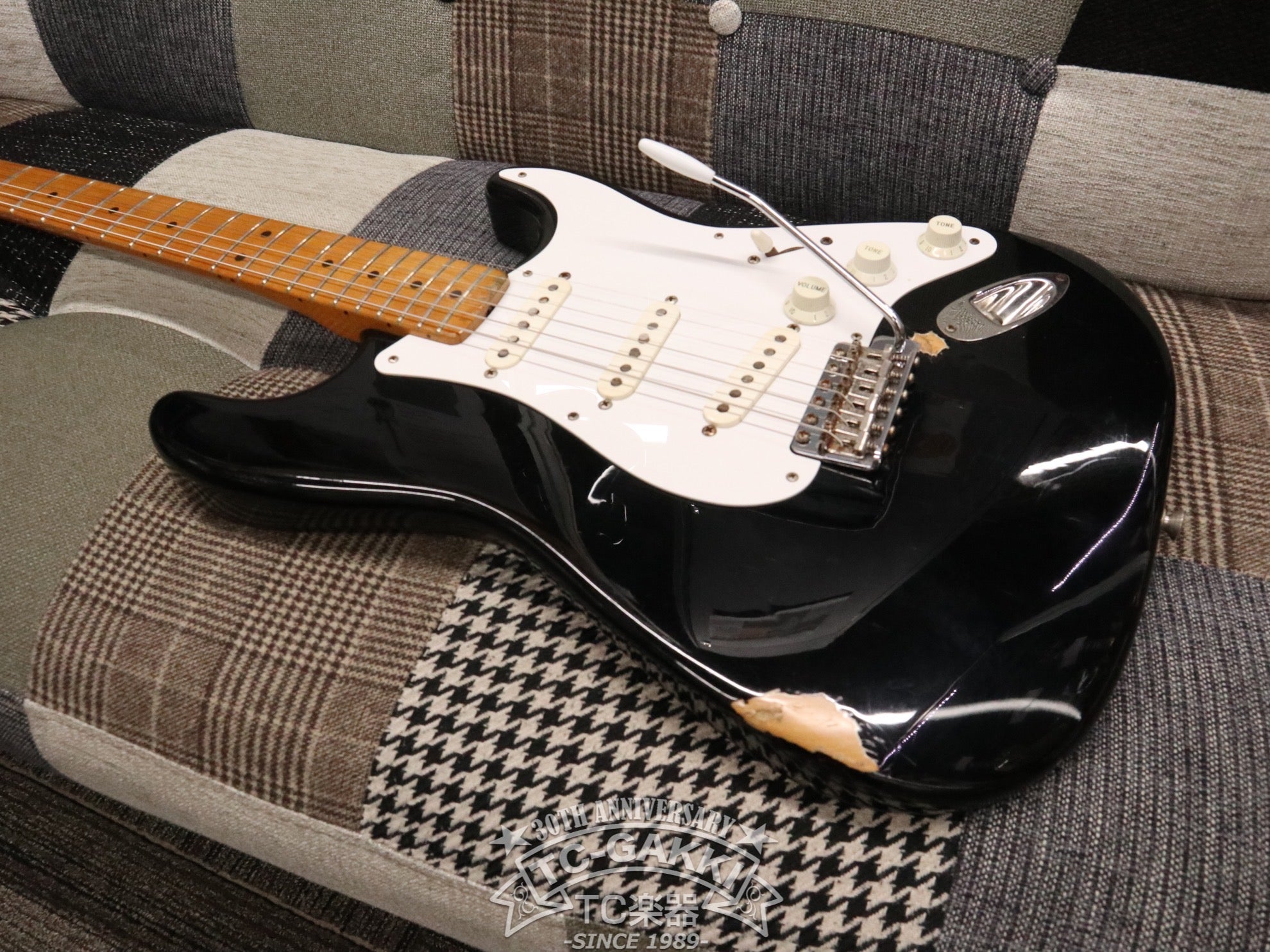 1990s American Vintage 57 Stratocaster - TC楽器 - TCGAKKI