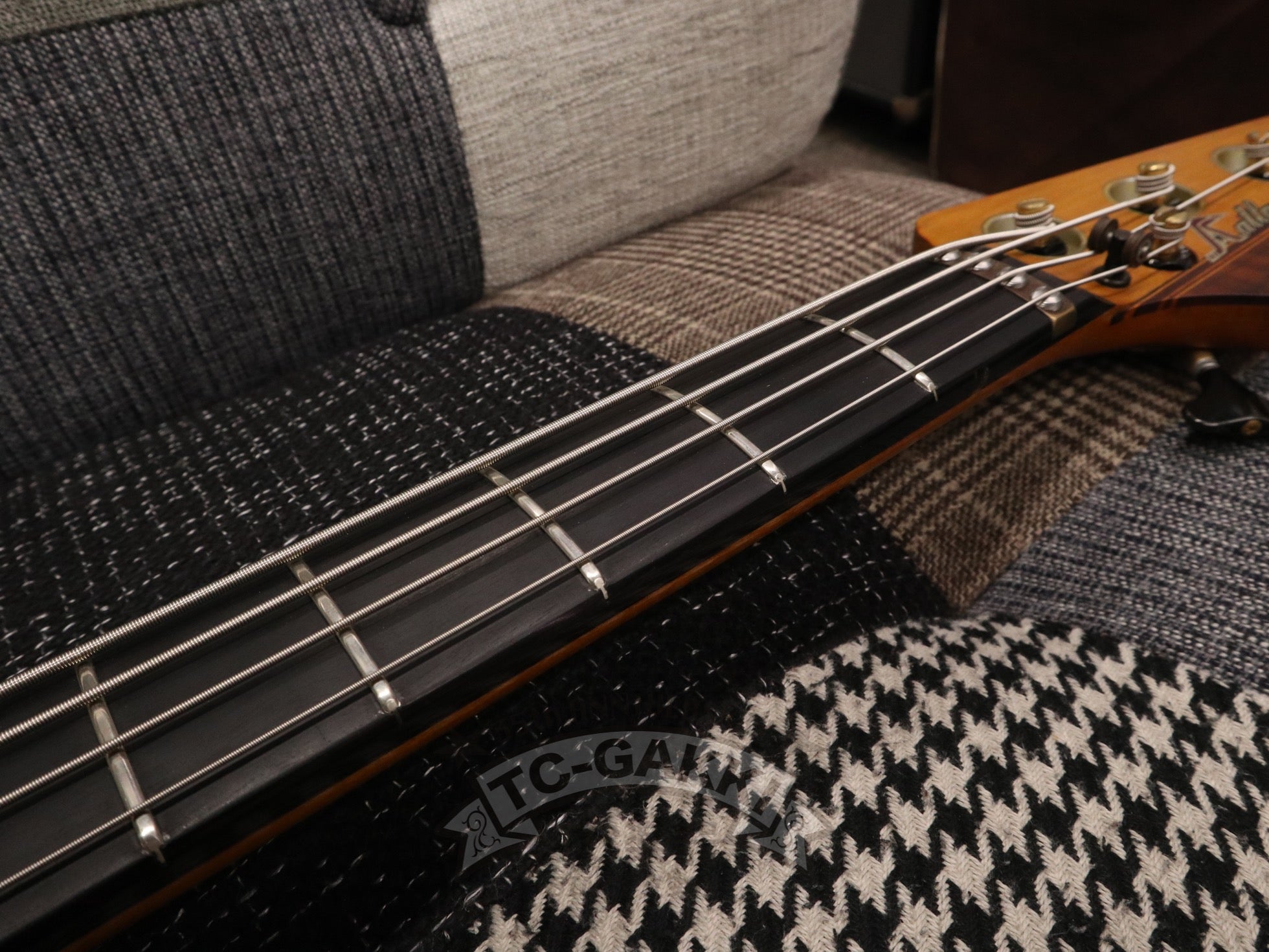 1991 GARLAND BASS 4st - TC楽器 - TCGAKKI