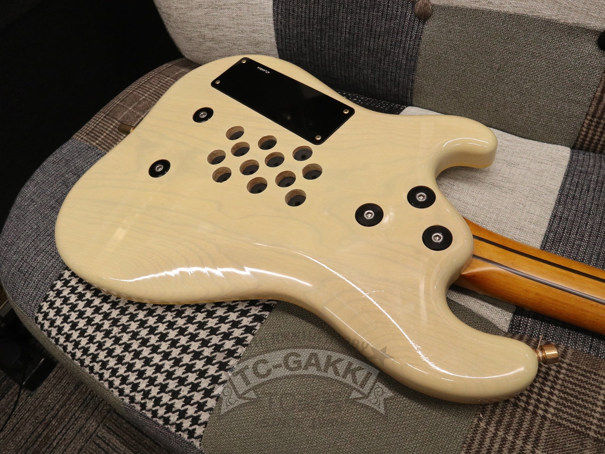 1991 GARLAND BASS 4st