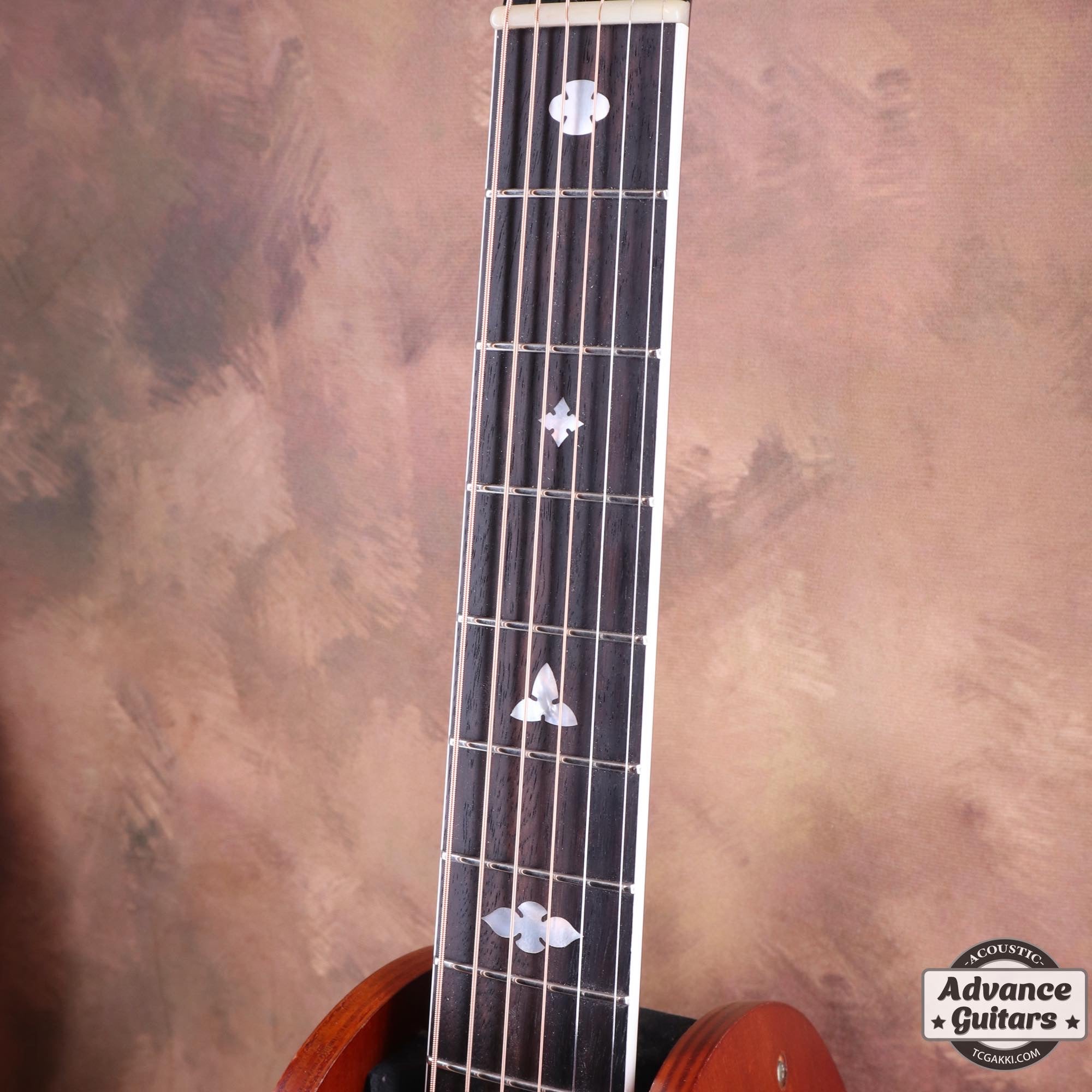 2001年製 Nick Lucas