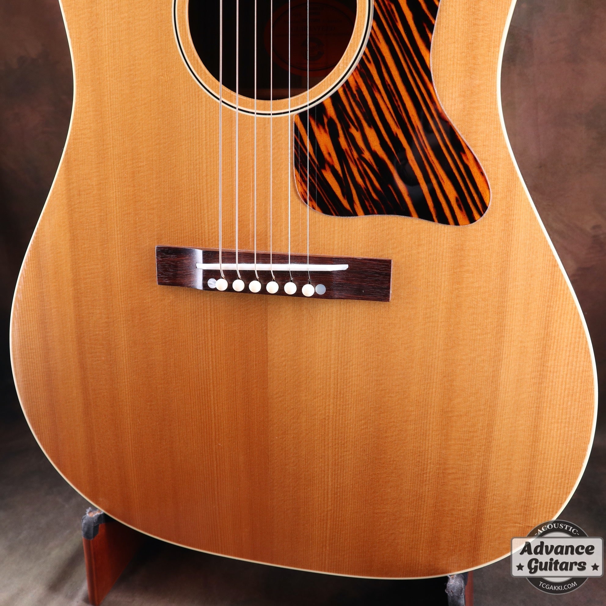 アコースティックギター　jumbo James J-500S BLK エレアコ アジャスタブルサドル搭載 簡単弦高調整