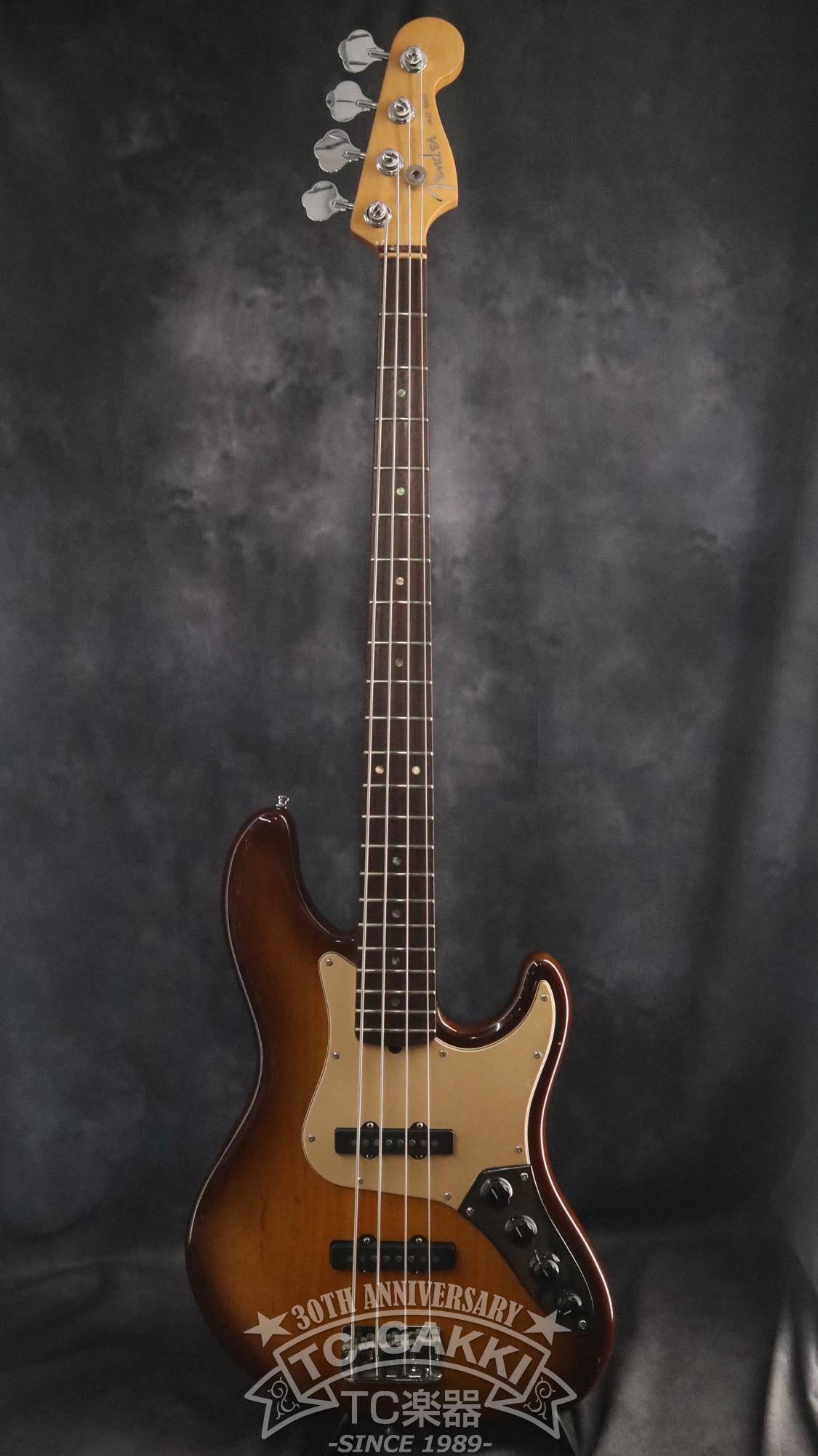 2004 American Deluxe Jazz Bass