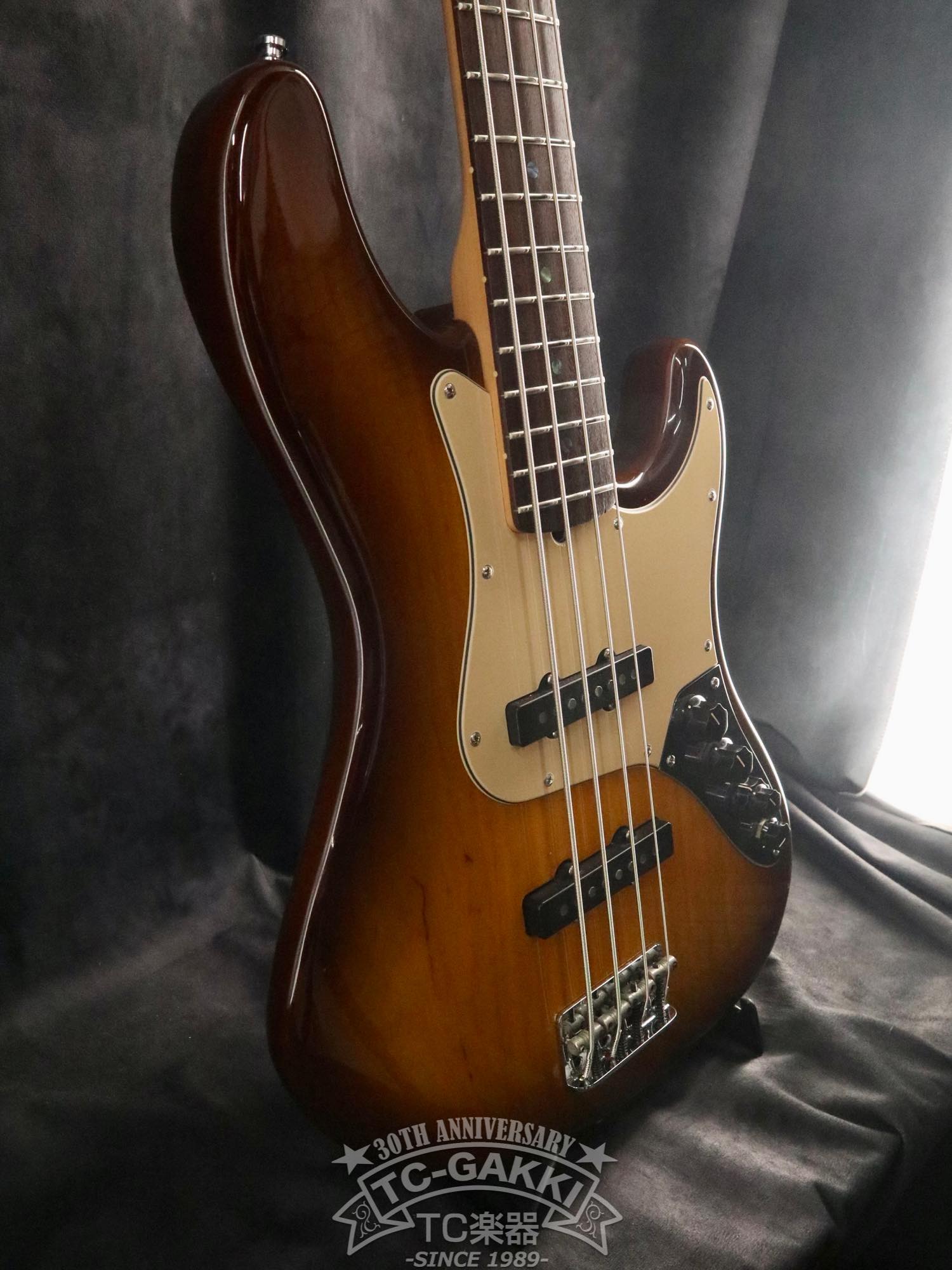 2004 American Deluxe Jazz Bass - TC楽器 - TCGAKKI