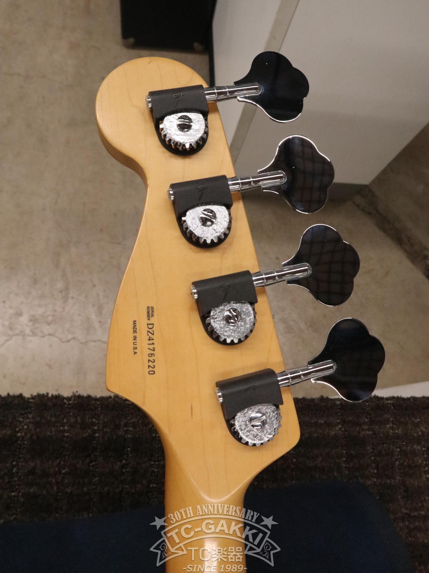 2004 American Deluxe Jazz Bass - TC楽器 - TCGAKKI