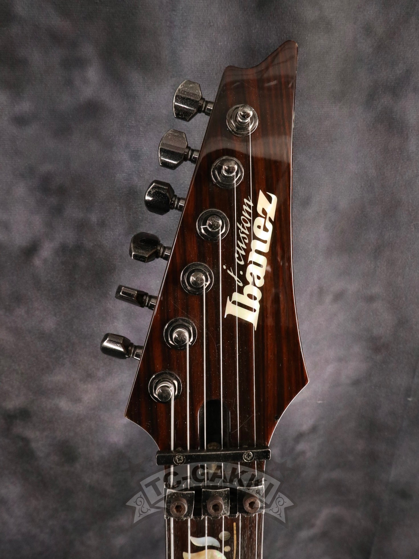 2005 RG8270F VV J-Custom