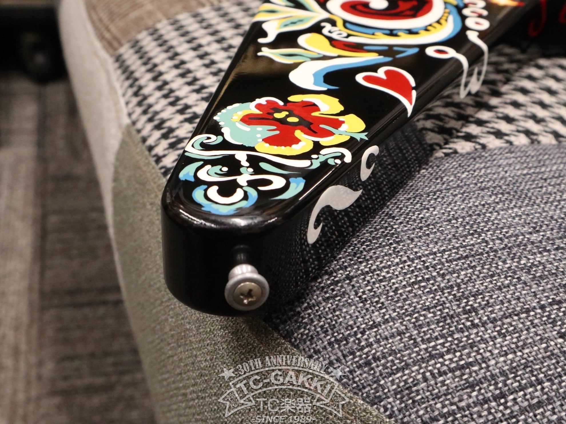 2006 INSPIRED BY Jimi Hendrix Psychedelic Flying V