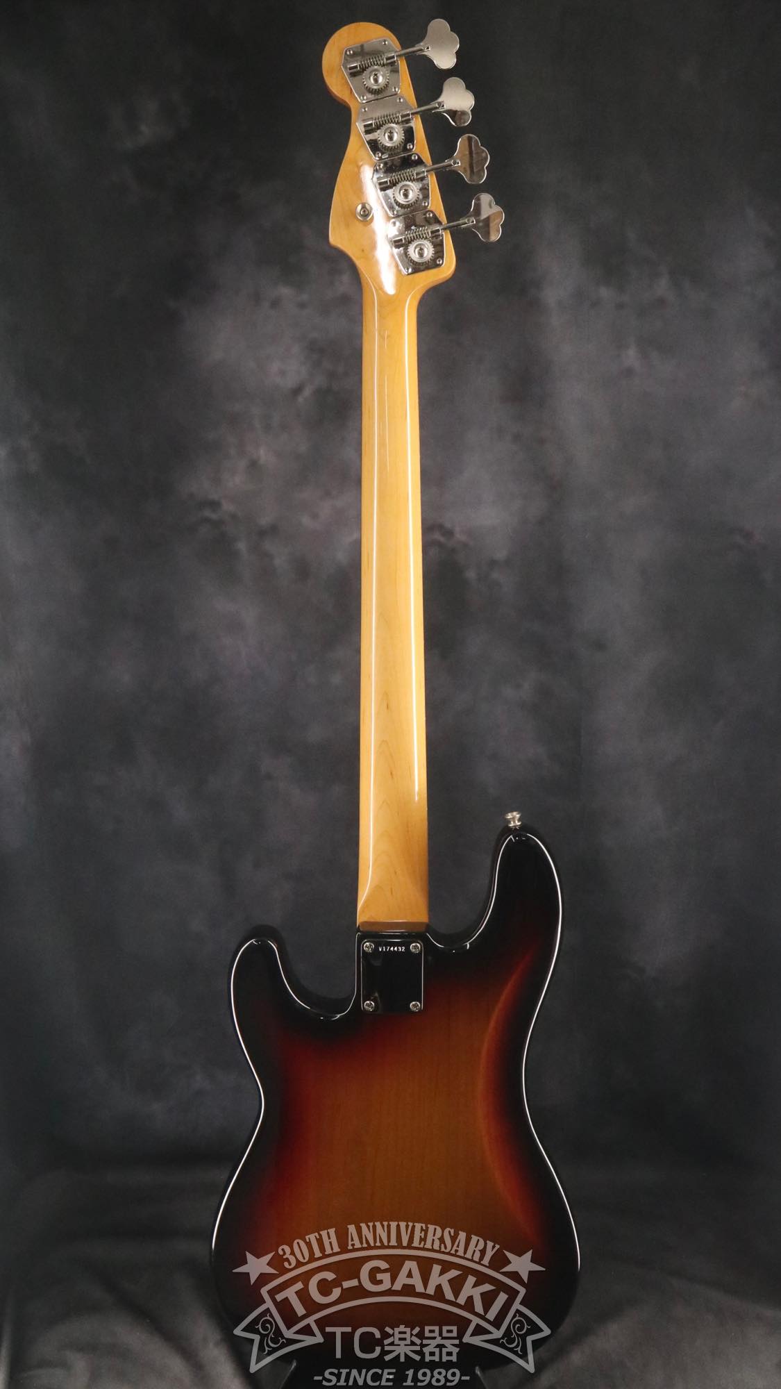 2007 American Vintage '62 Precision Bass