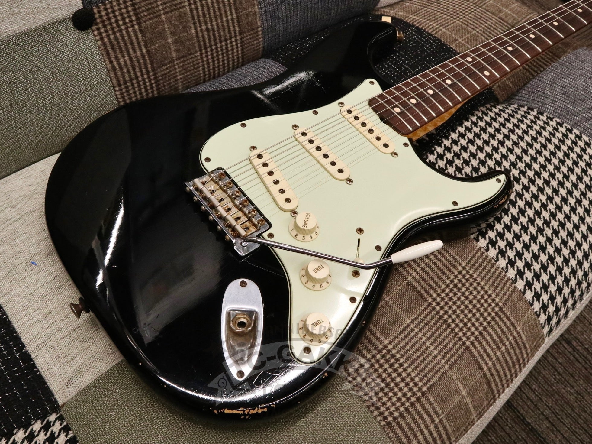 2009 1960 Stratocaster Relic - TC楽器 - TCGAKKI