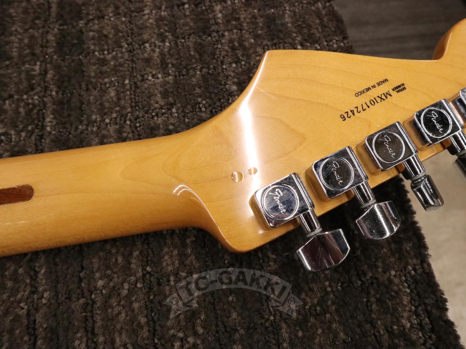 2010 Blacktop Stratocaster - TC楽器 - TCGAKKI